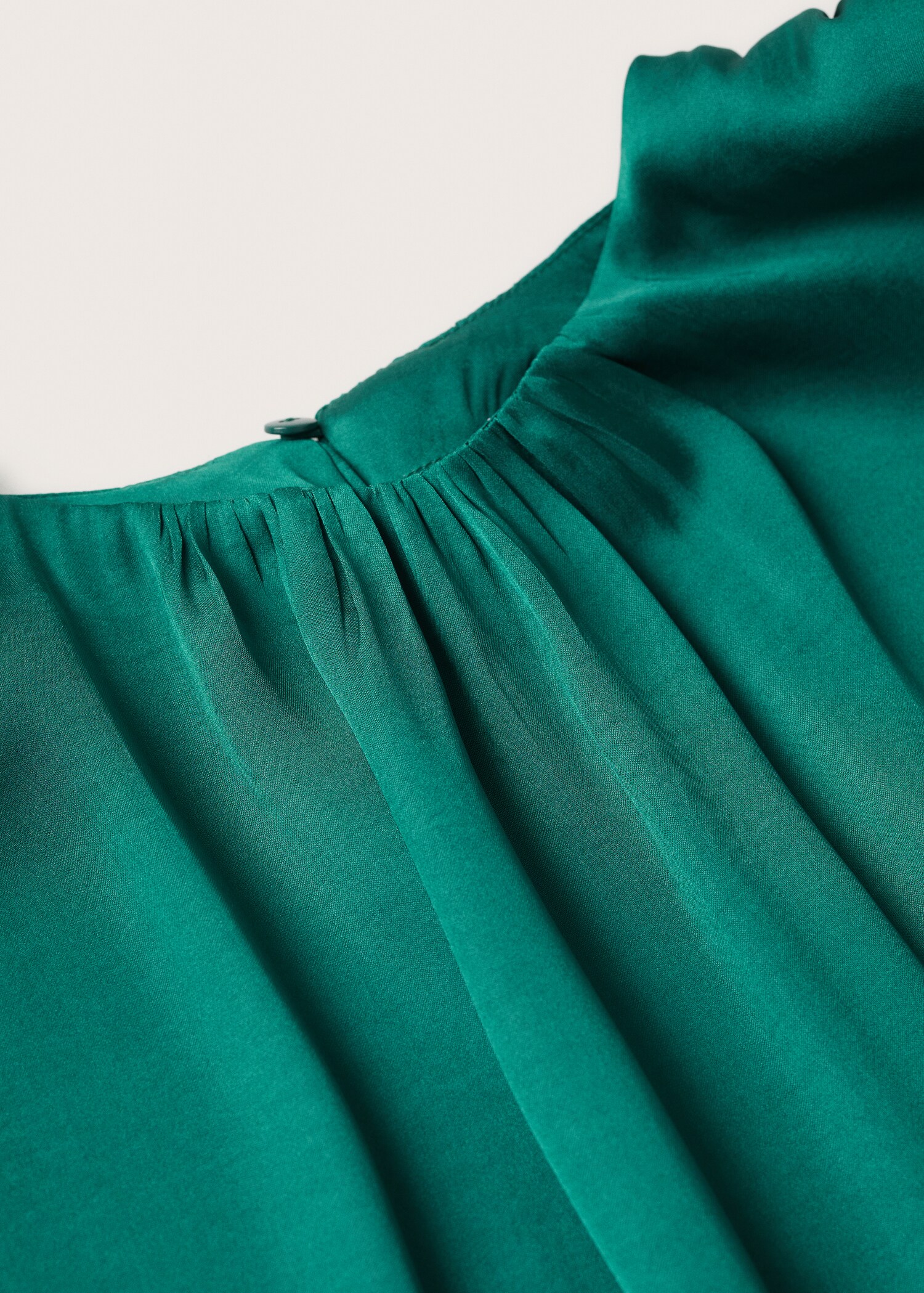 Satin-finish blouse with shoulder pads  - Details of the article 8