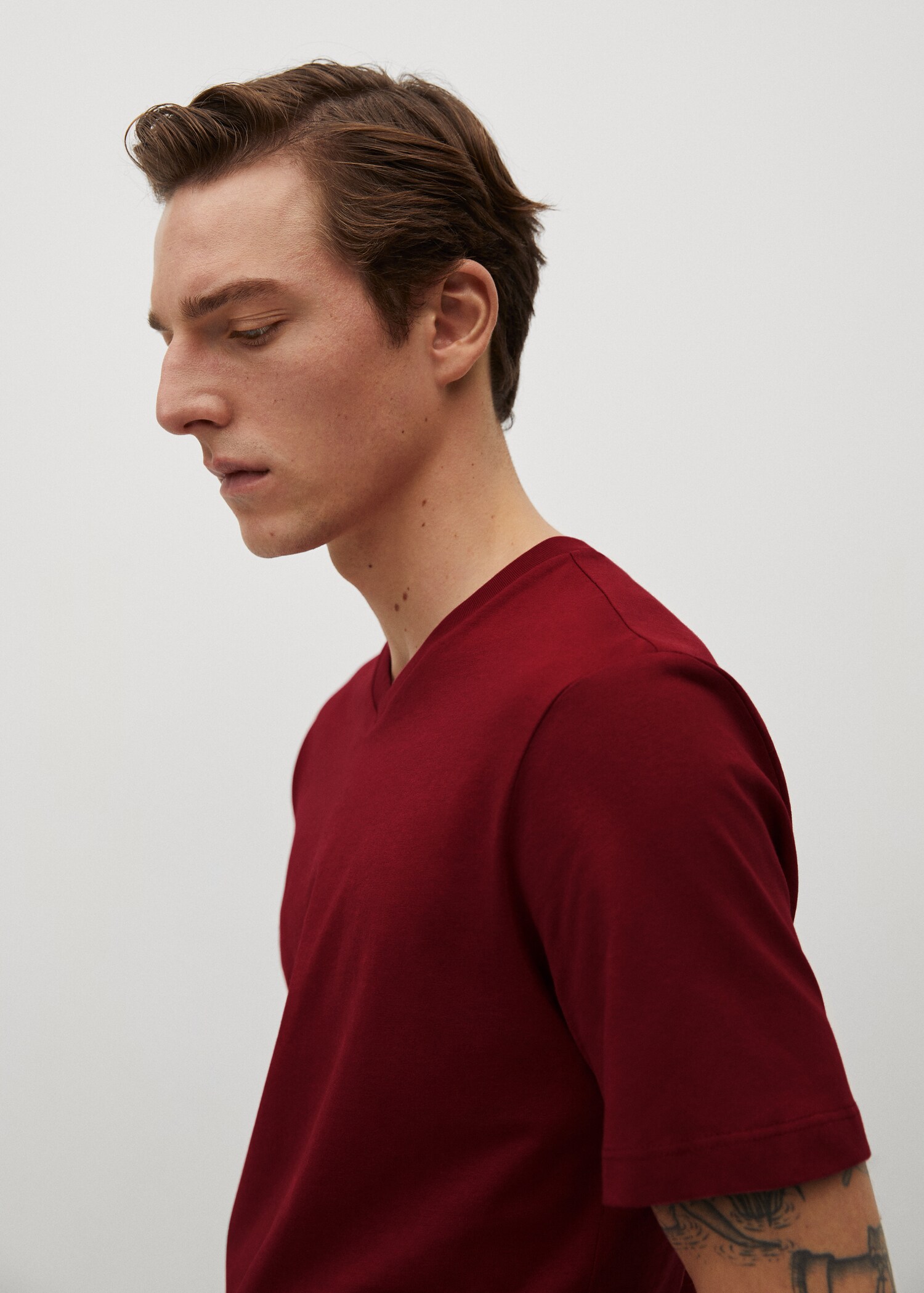 Sustainable cotton basic T-shirt - Details of the article 2