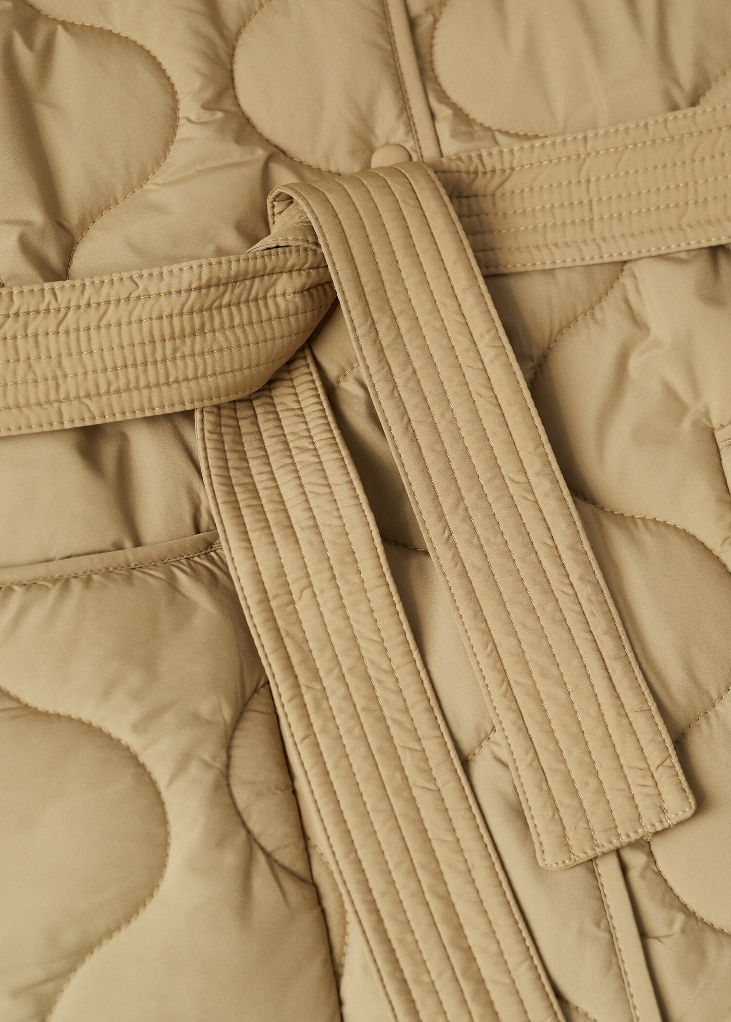 Anorak acolchado cinturón - Detalle del artículo 7