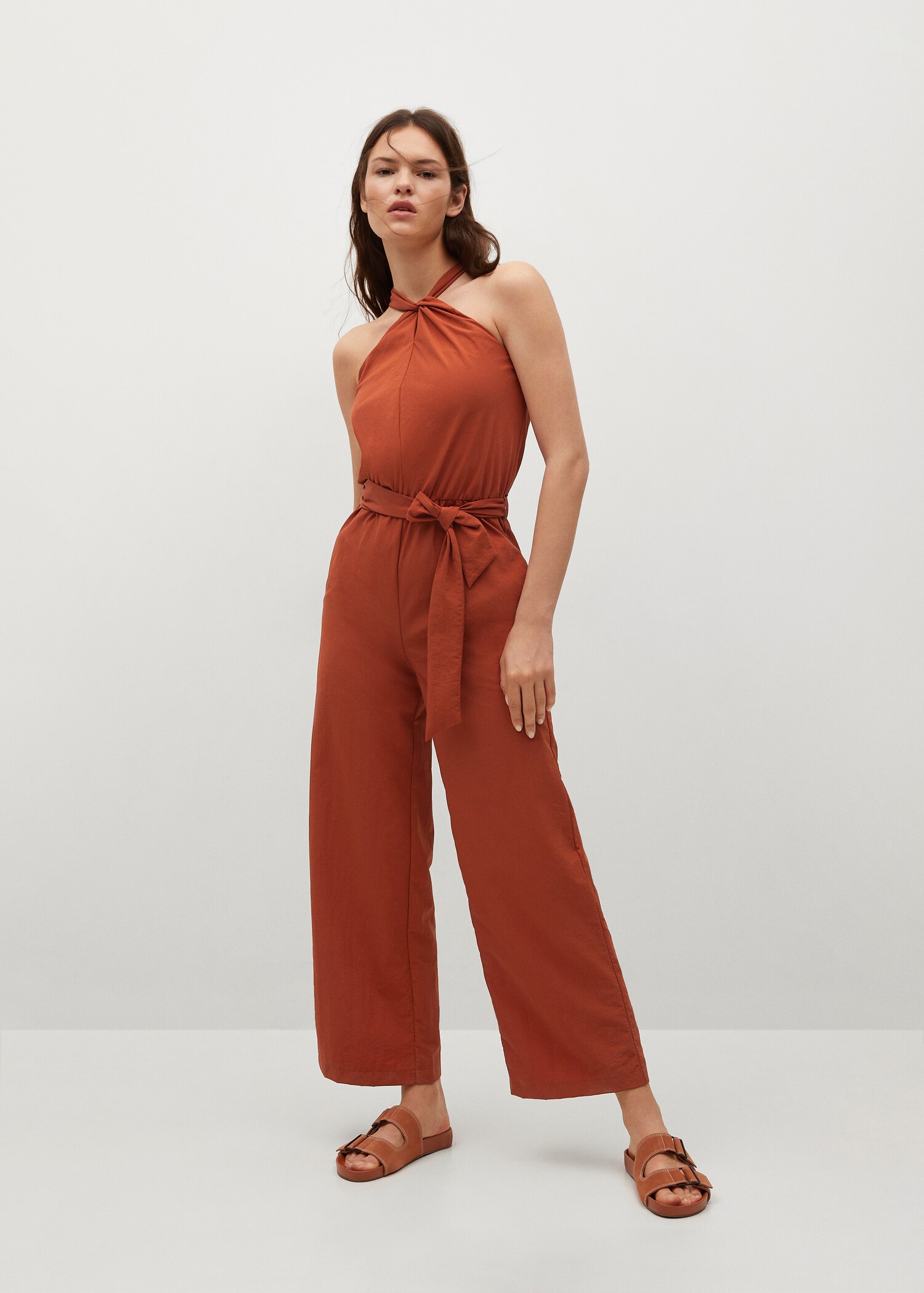 Mono largo halter - Plano general