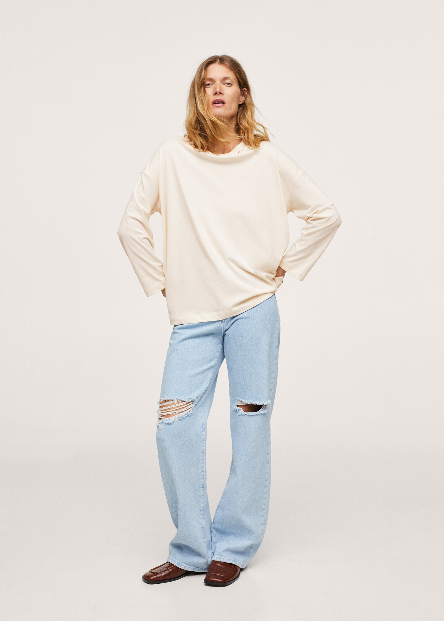 Camiseta manga larga oversize - Plano general