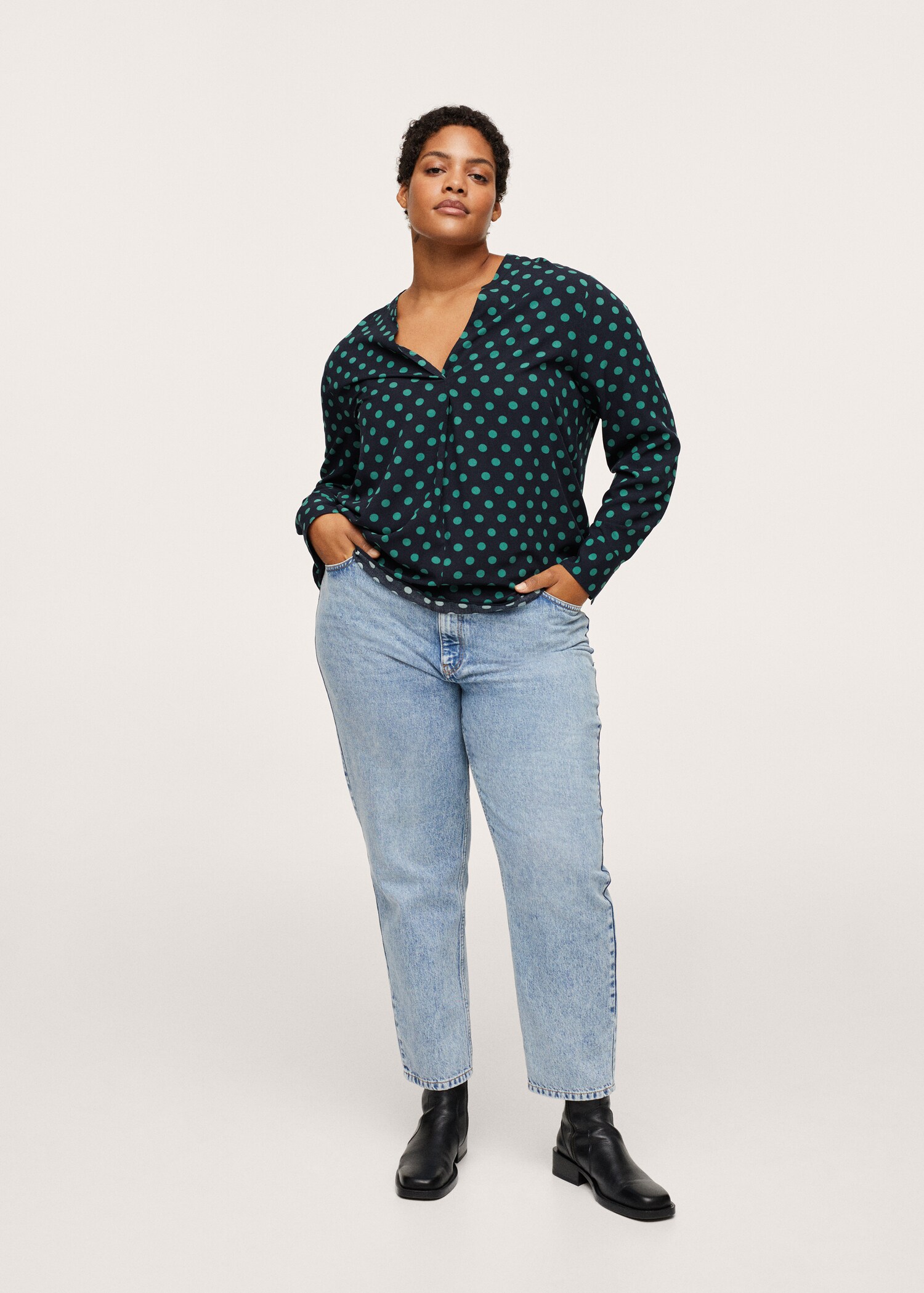 Flowy printed blouse - General plane