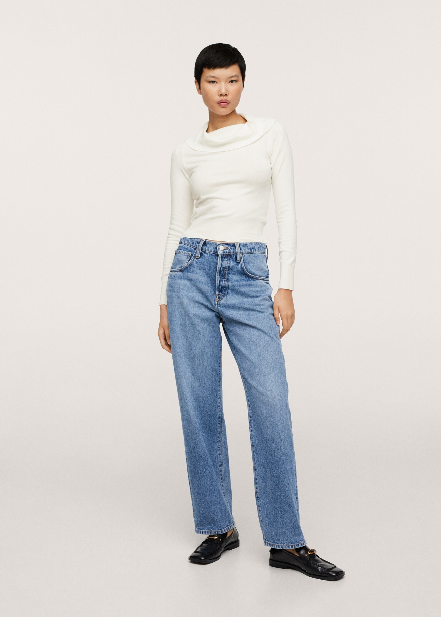 Boat-neck knitted sweater - General plane
