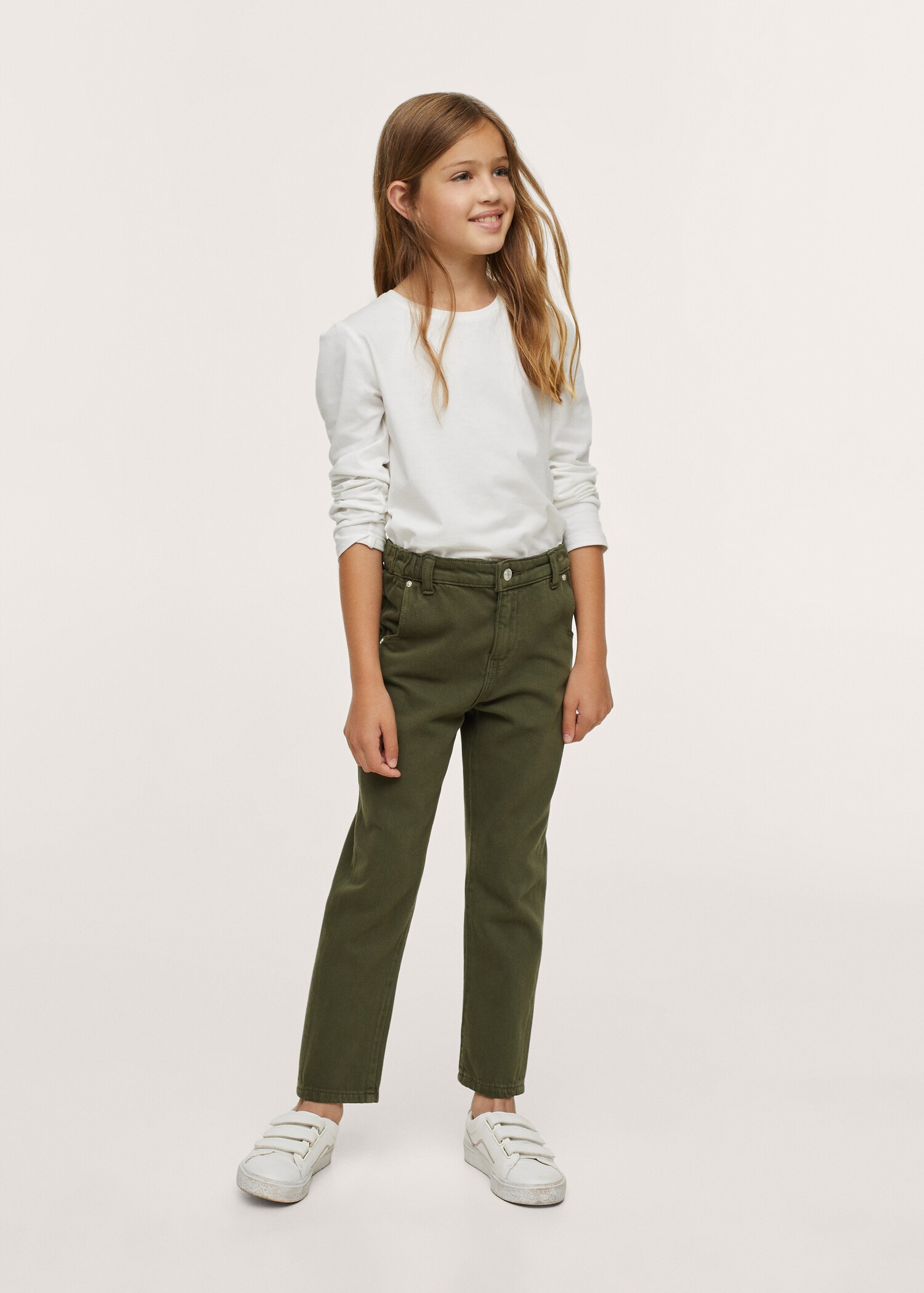 Jeans slouchy tiro medio - Plano general