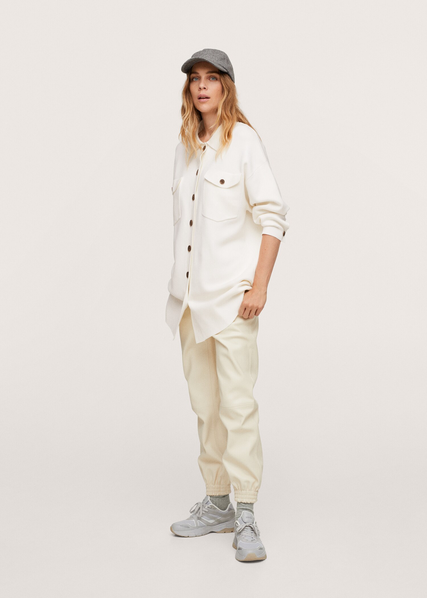 Button knit cardigan - General plane