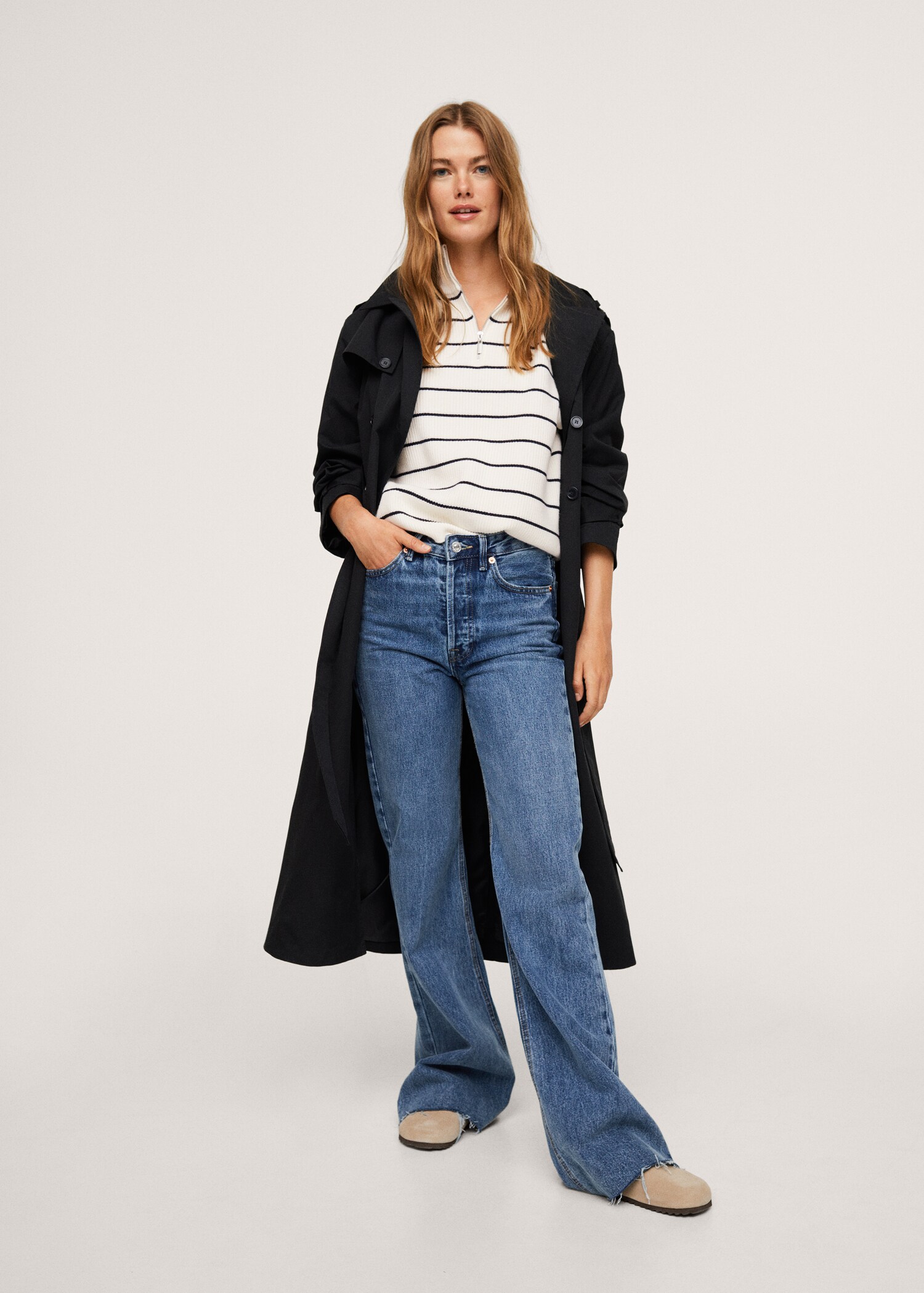 Striped knitted gilet - General plane