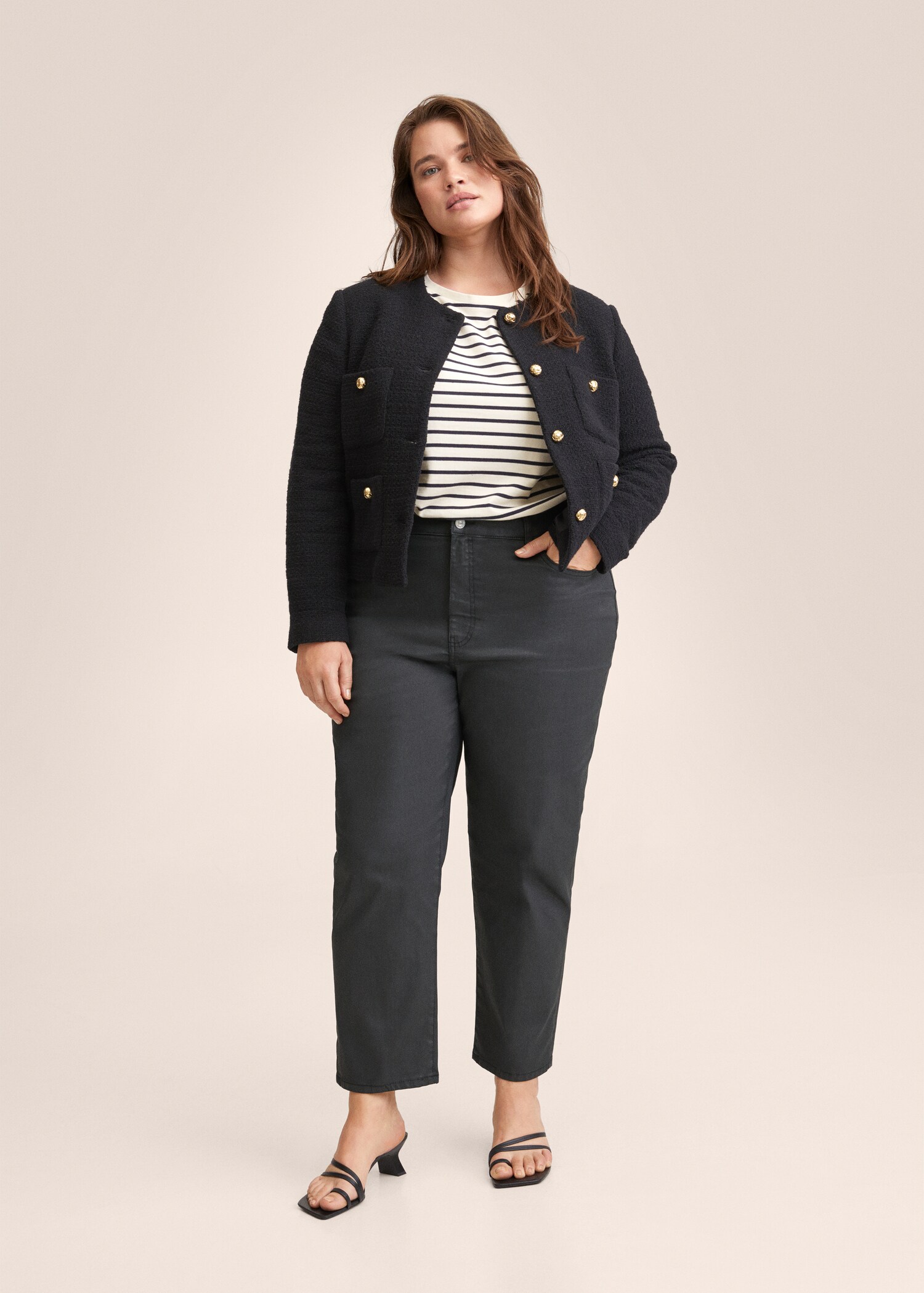 Jeans rectos tobilleros - Plano general