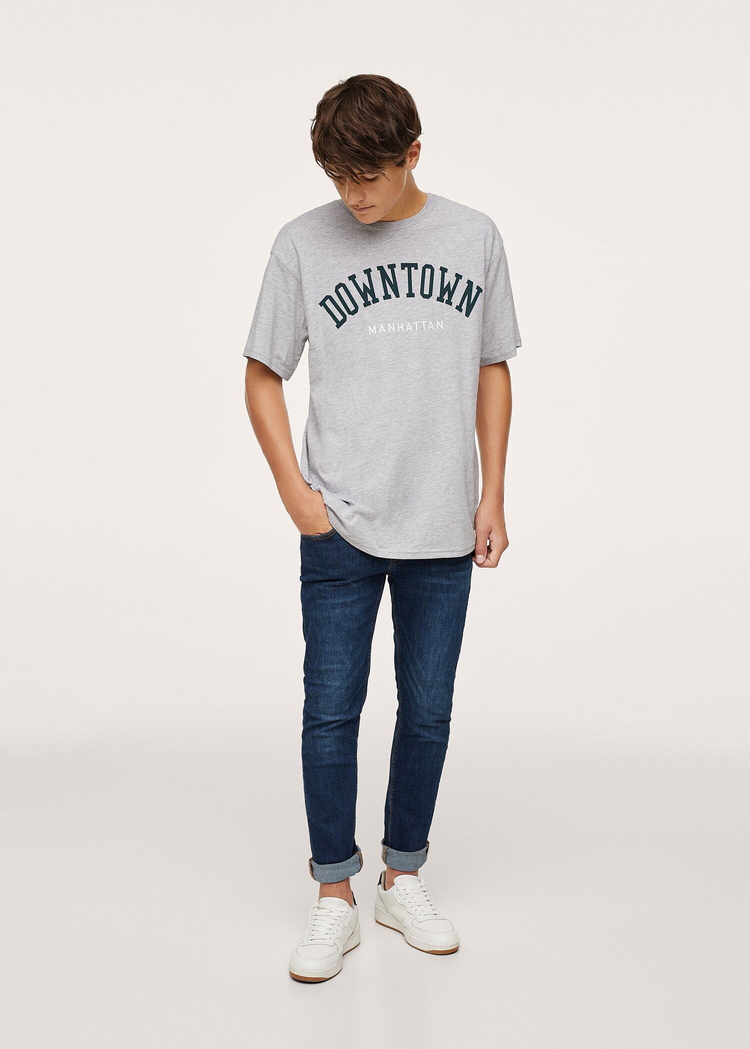 Camiseta oversize mensaje - Plano general