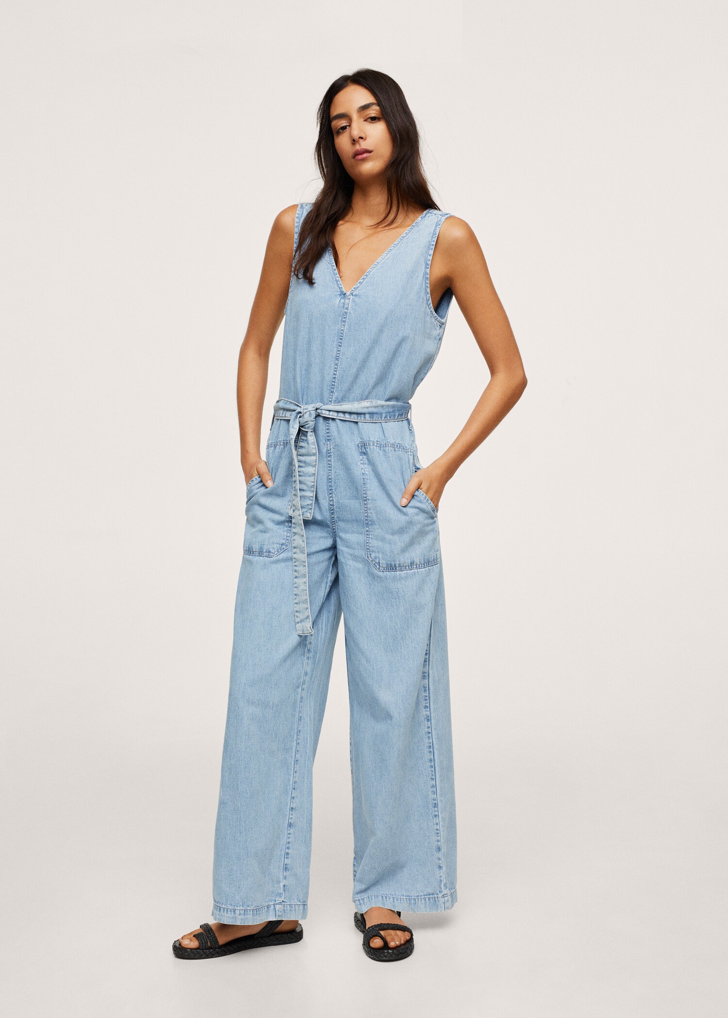 Mono denim cinturón - Plano general
