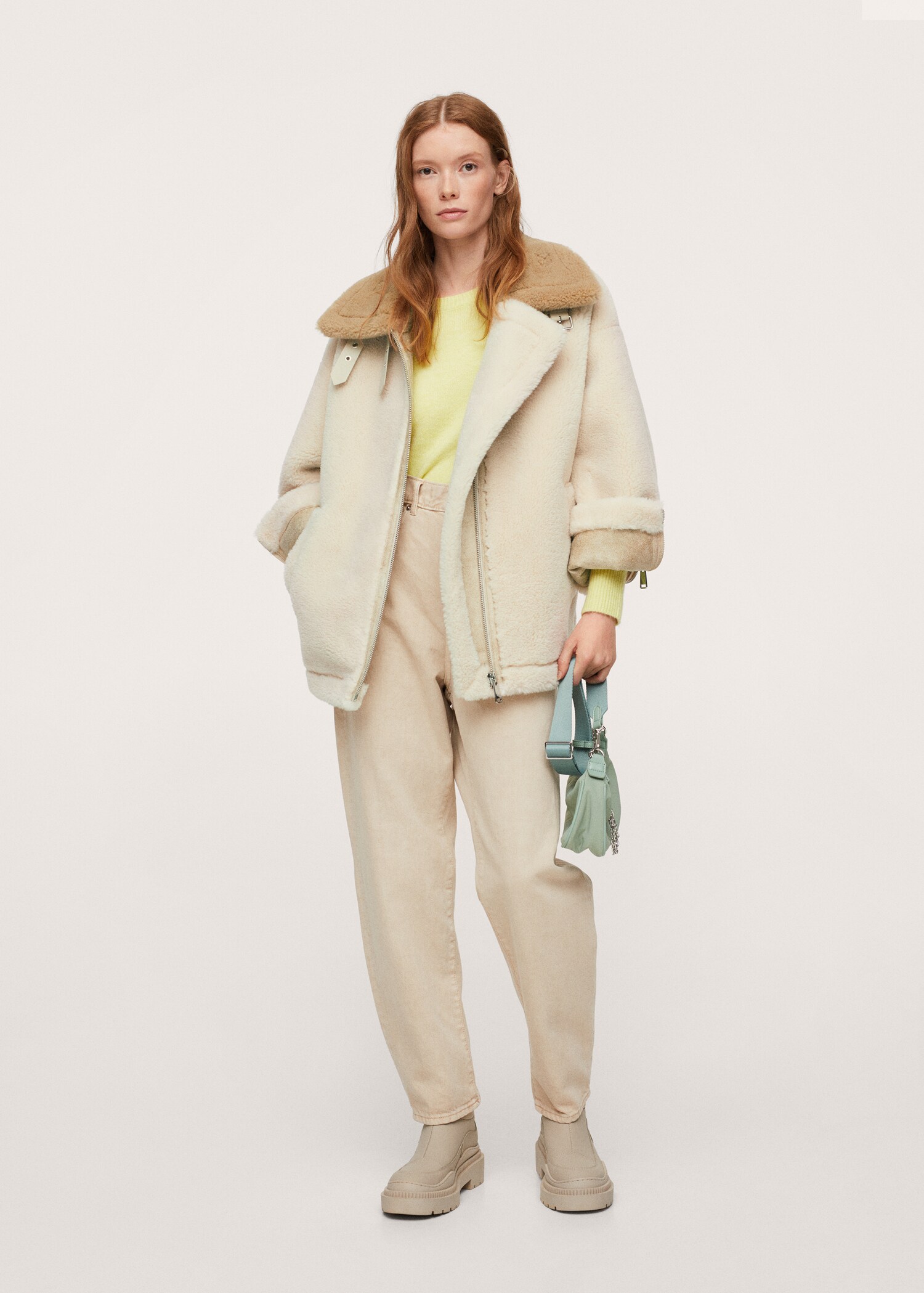 Chlupatý kabátek oversize - Celkový náhled