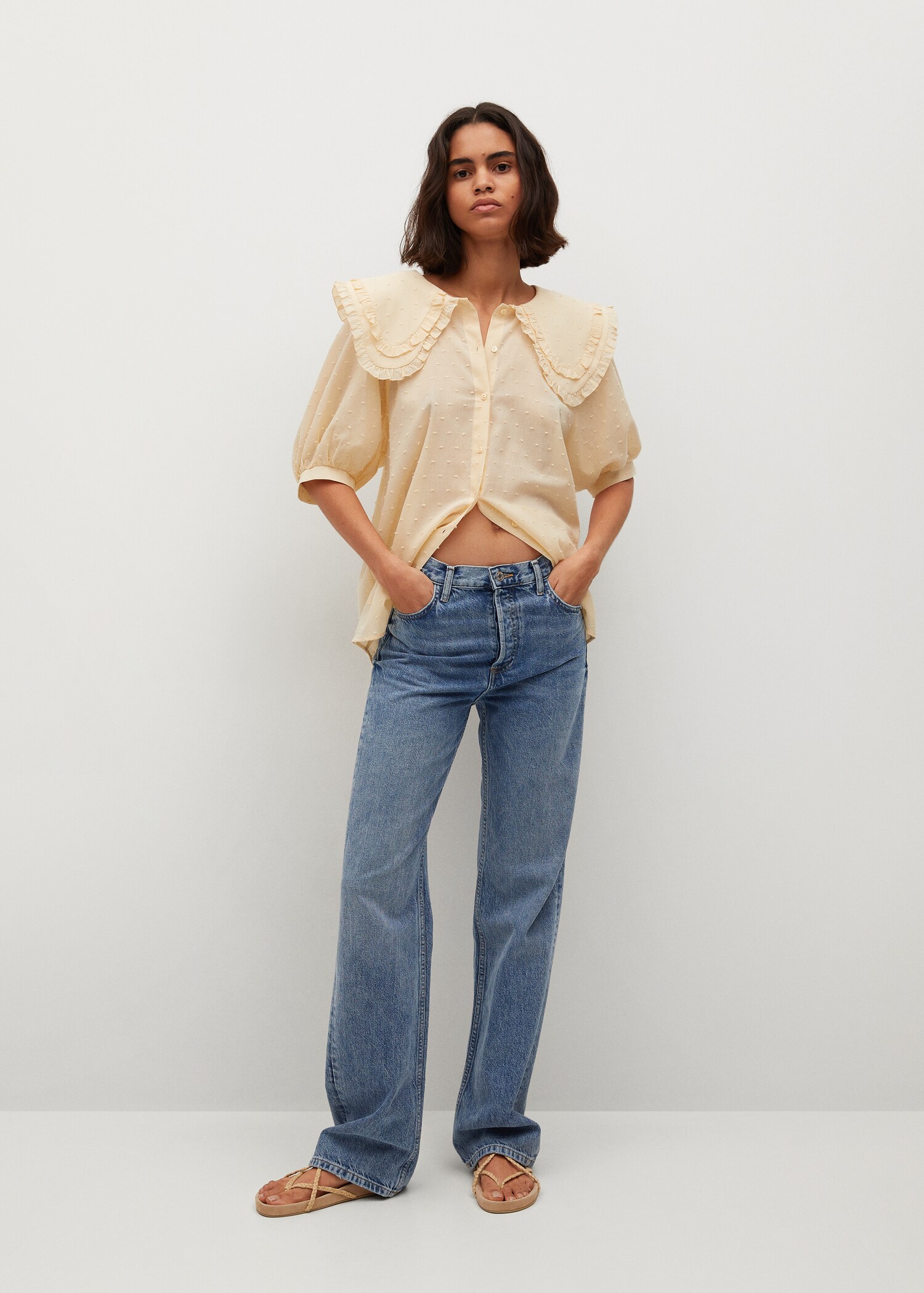 Blusa cuello babydoll - Plano general