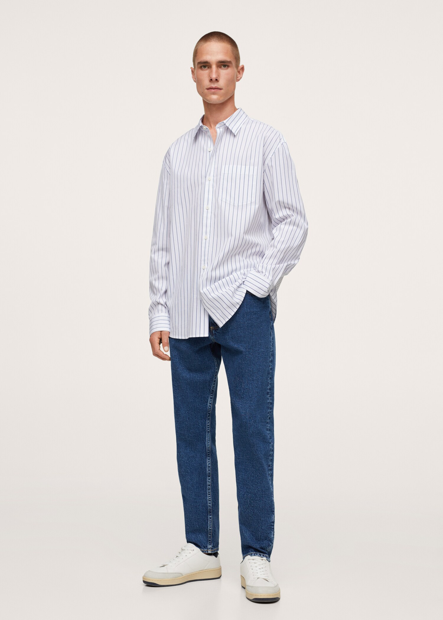 Camisa relaxed-fit rayas - Plano general