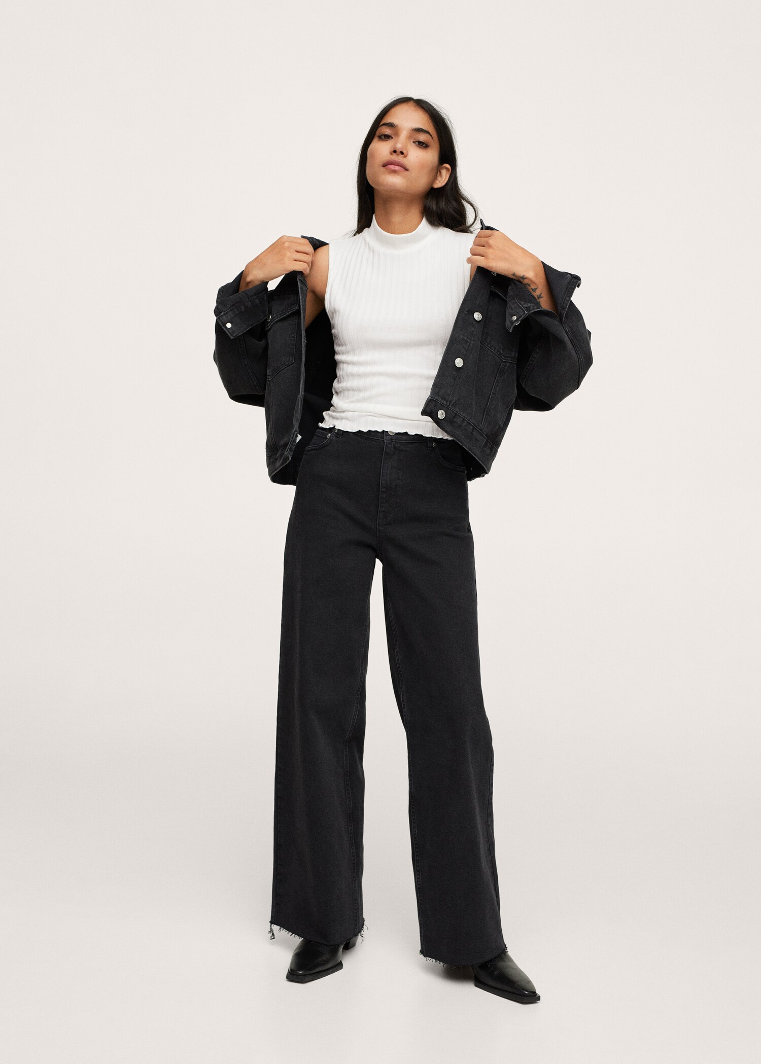High collar ribbed top - General plane
