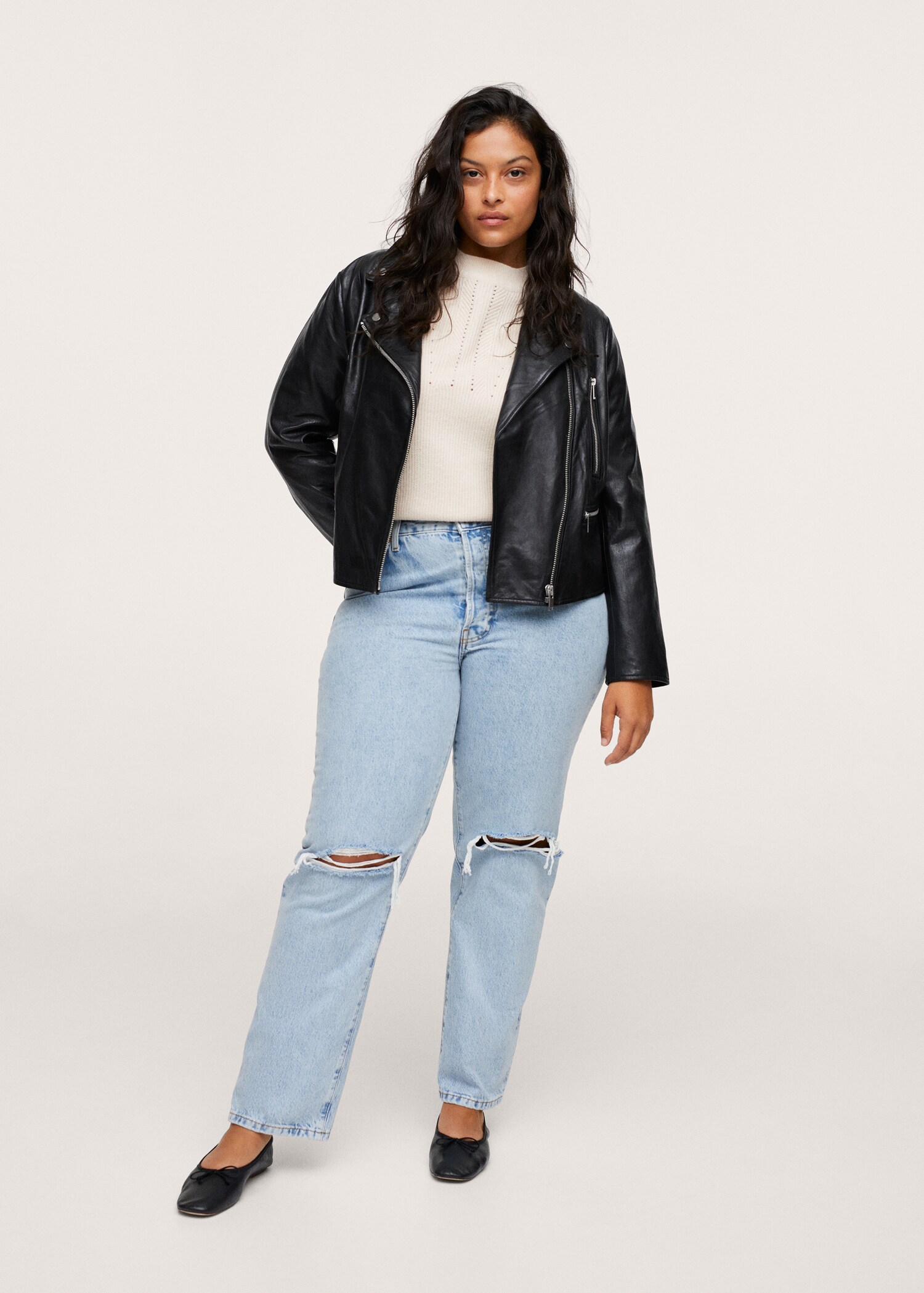 Cazadora biker piel - Plano general