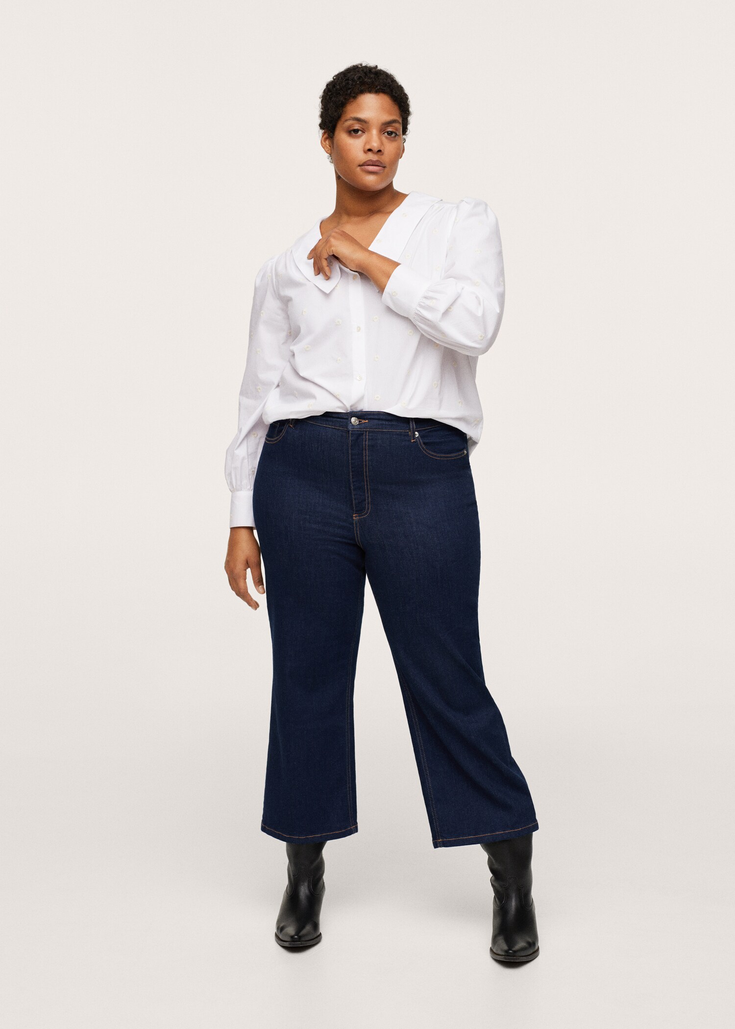 Blusa cuello solapa - Plano general