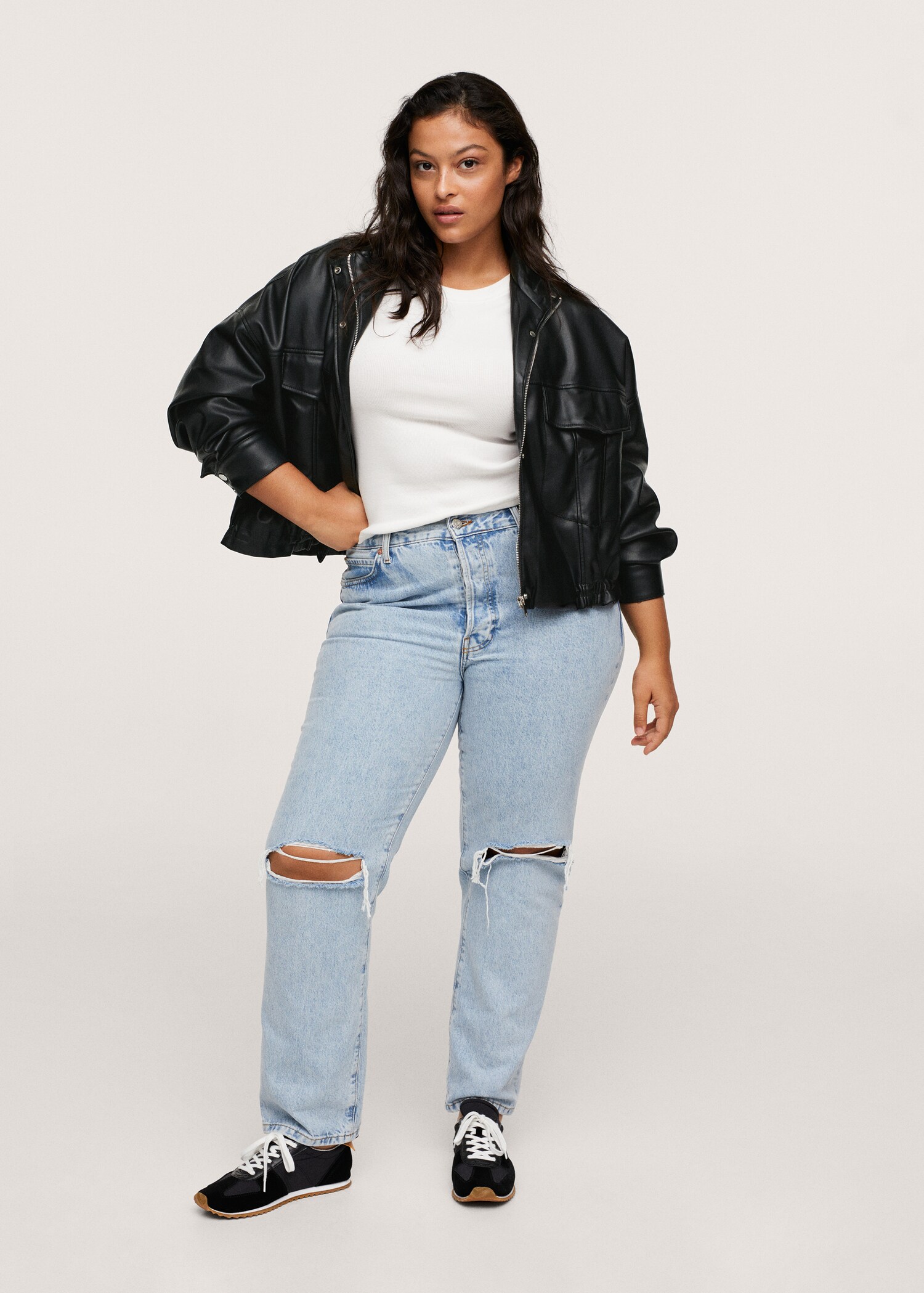 Chaqueta efecto piel bolsillos - Plano general