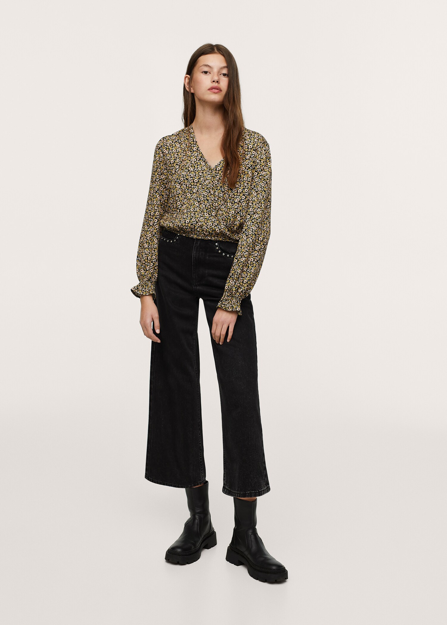 Floral print blouse - General plane
