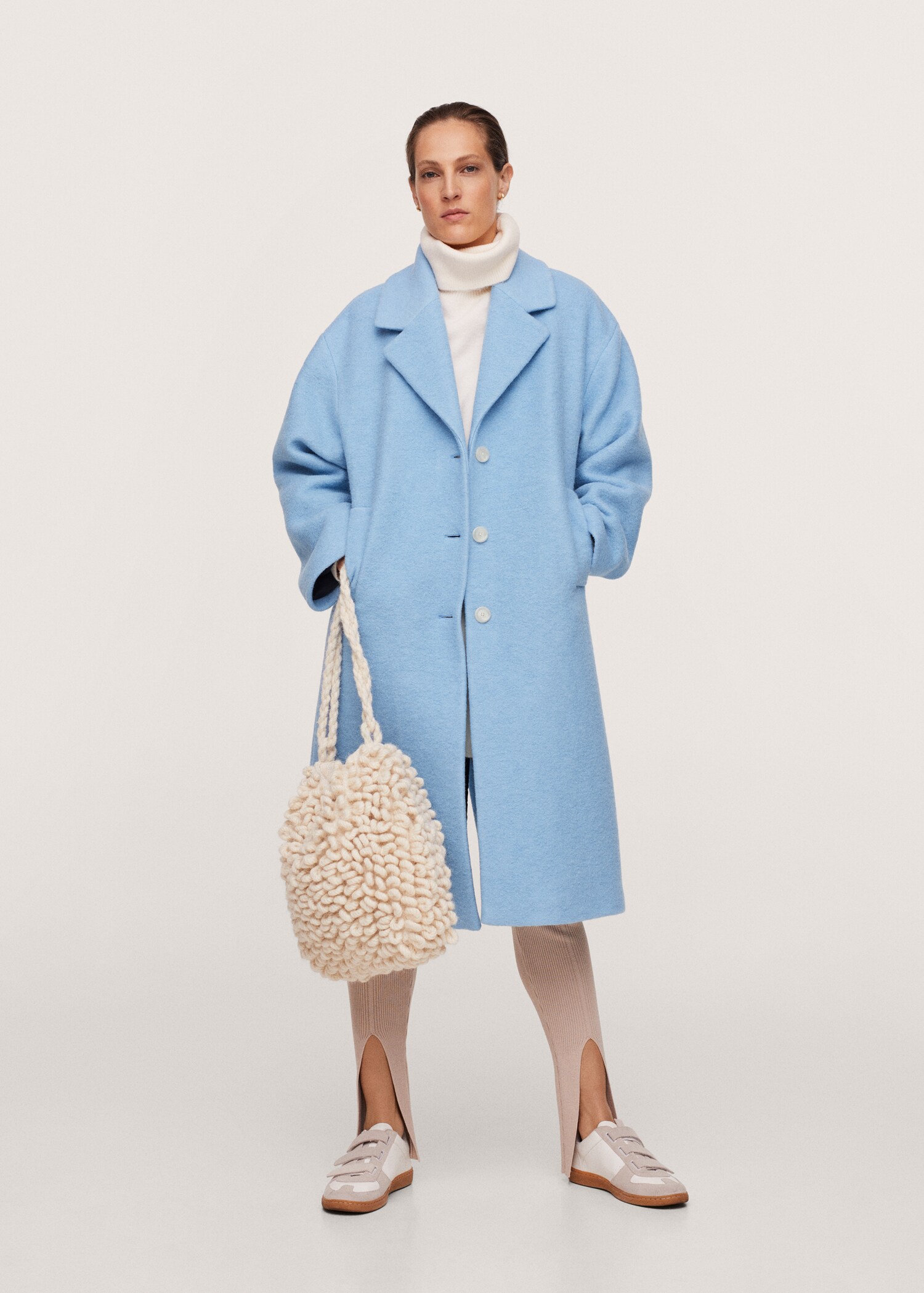 Abrigo lana oversize - Plano general