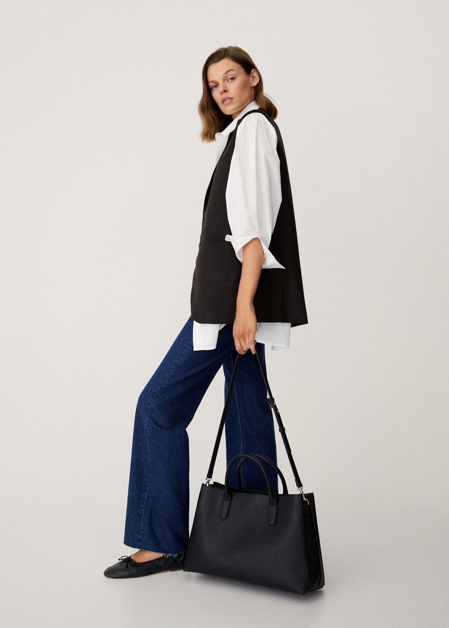 Shopper bag with handles - General plane