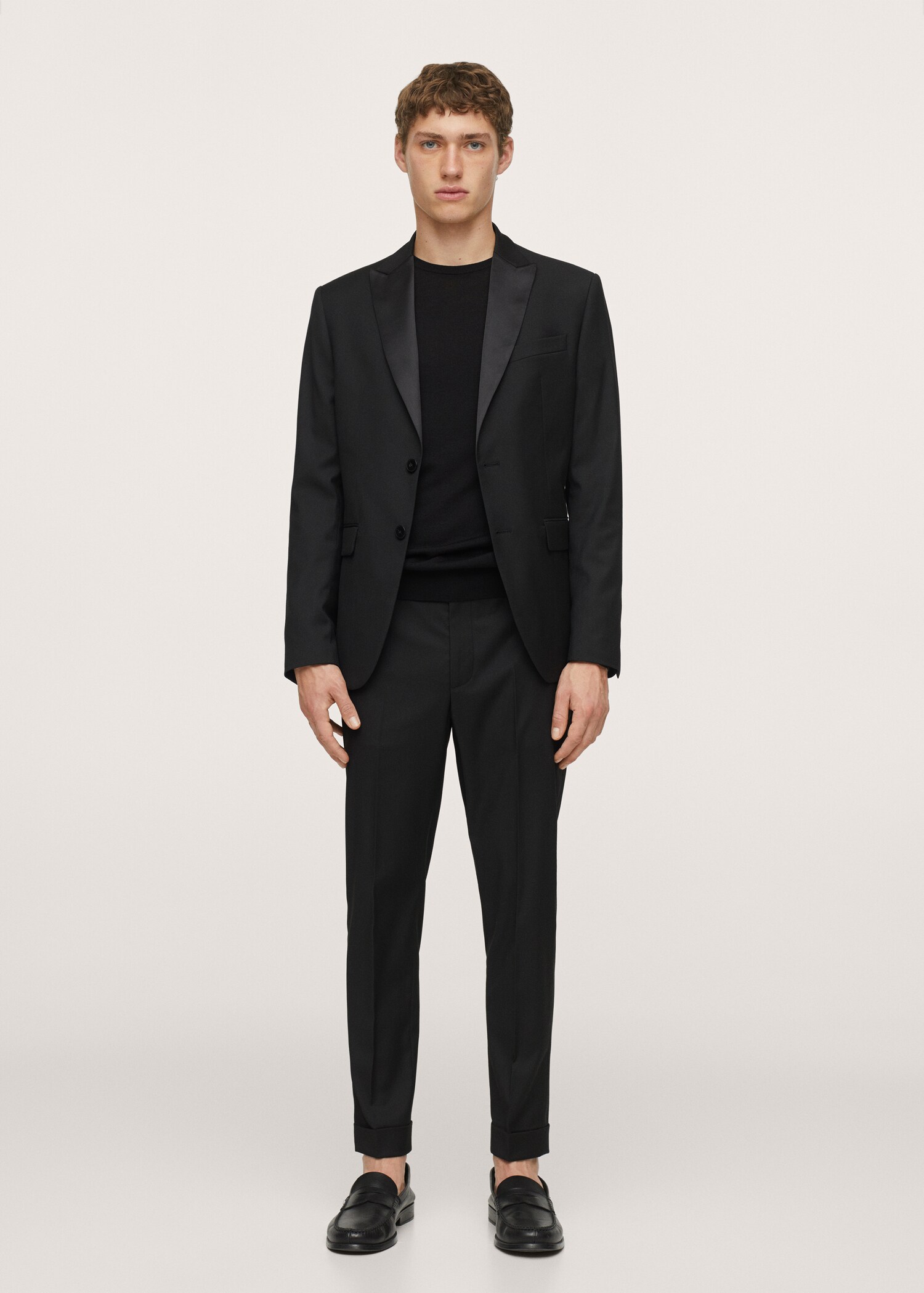Pantalón traje slim fit - Plano general