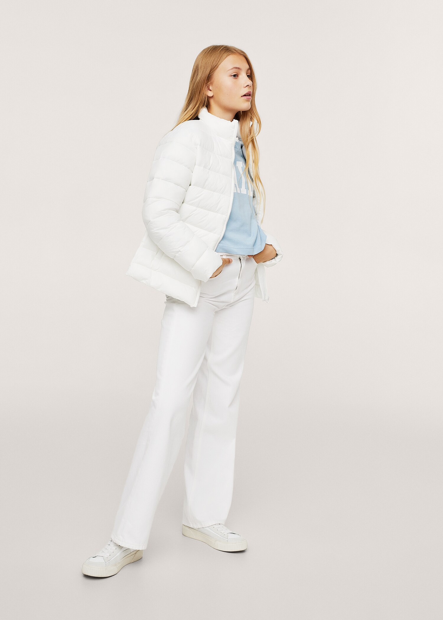 Long collar quilted coat - General plane