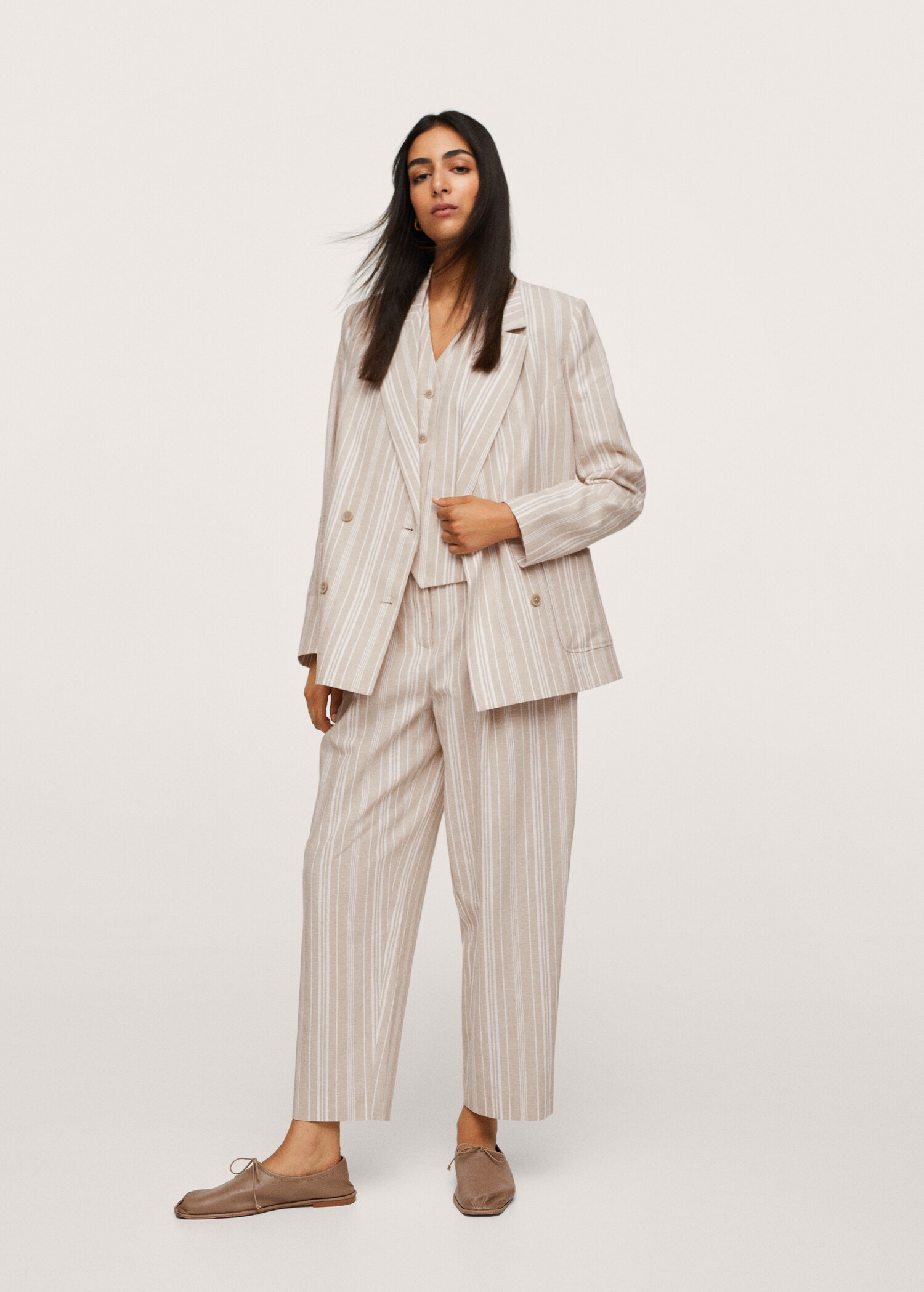 Pantalón traje lino - Plano general
