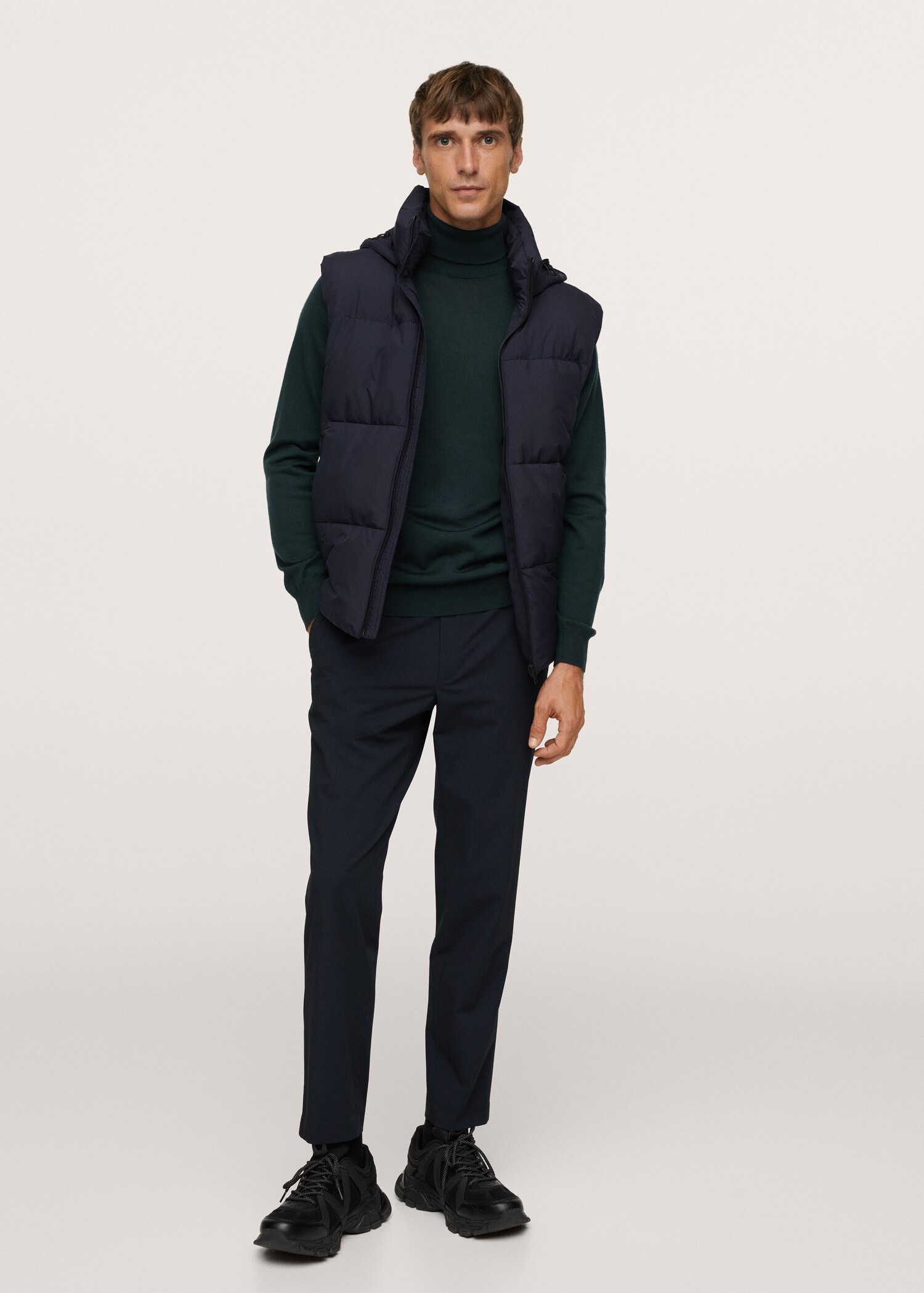 Turtleneck wool sweater - General plane