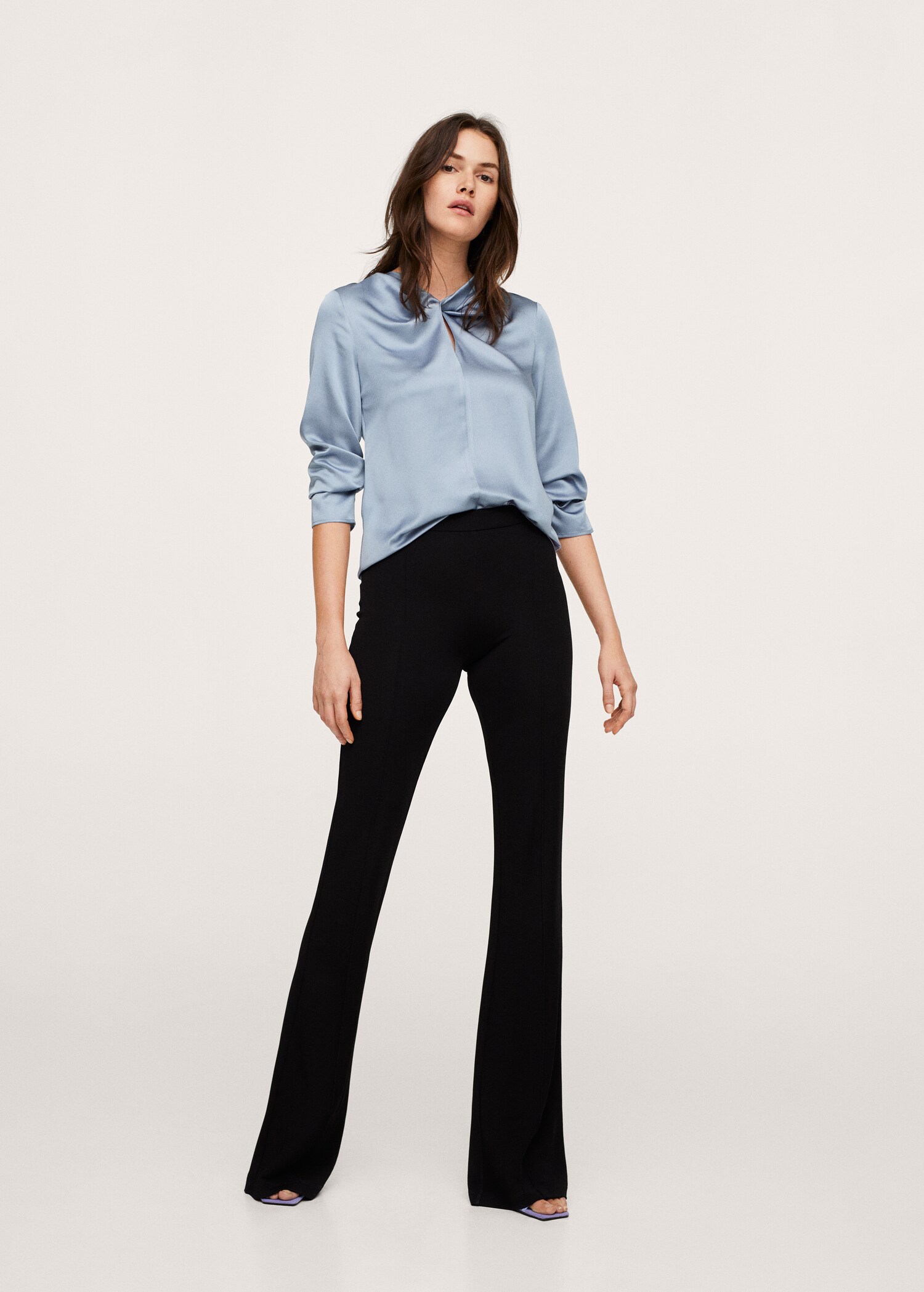 Blusa detalle nudo - Plano general