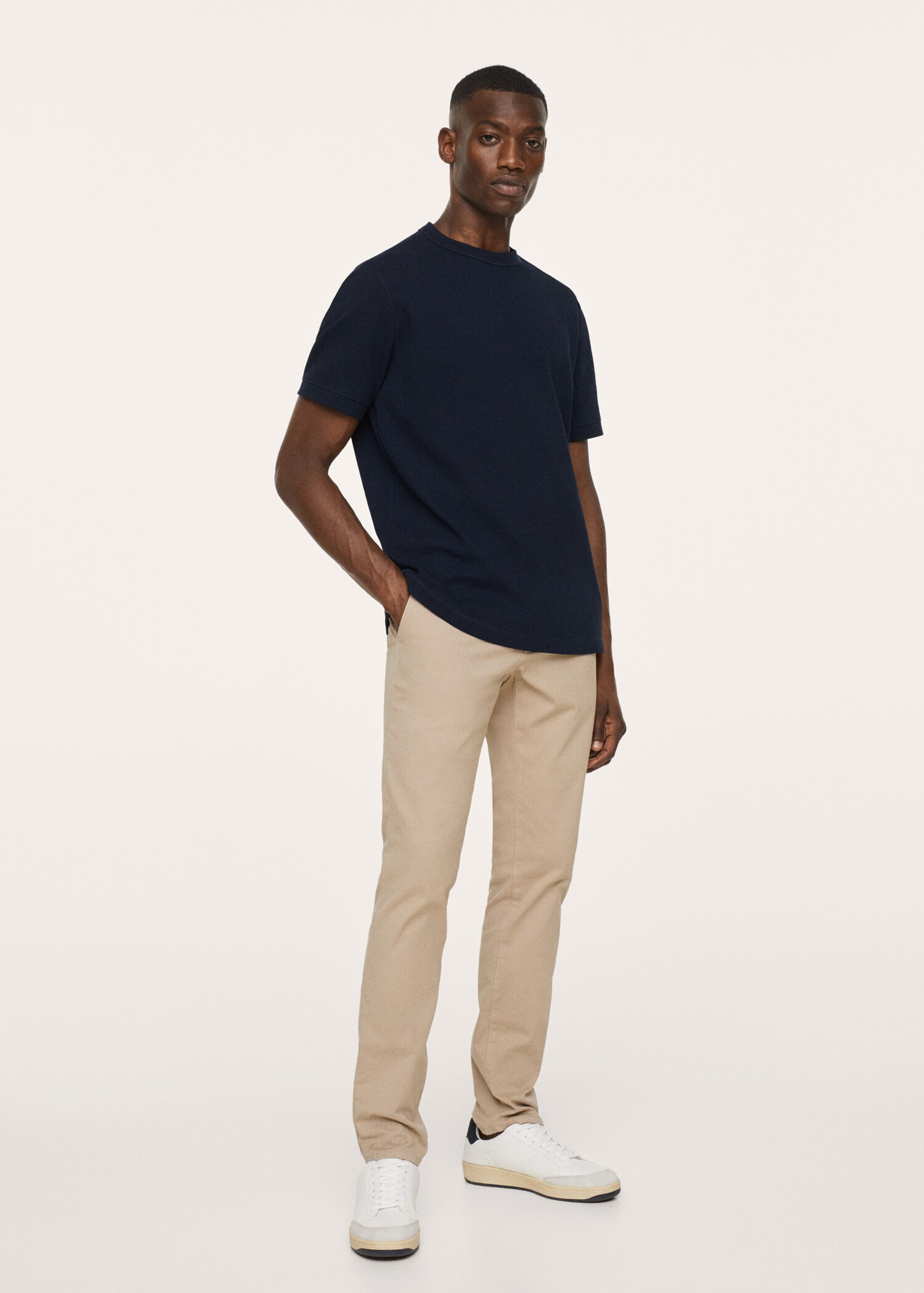 Pantalons xinesos slim fit sarja - Pla general