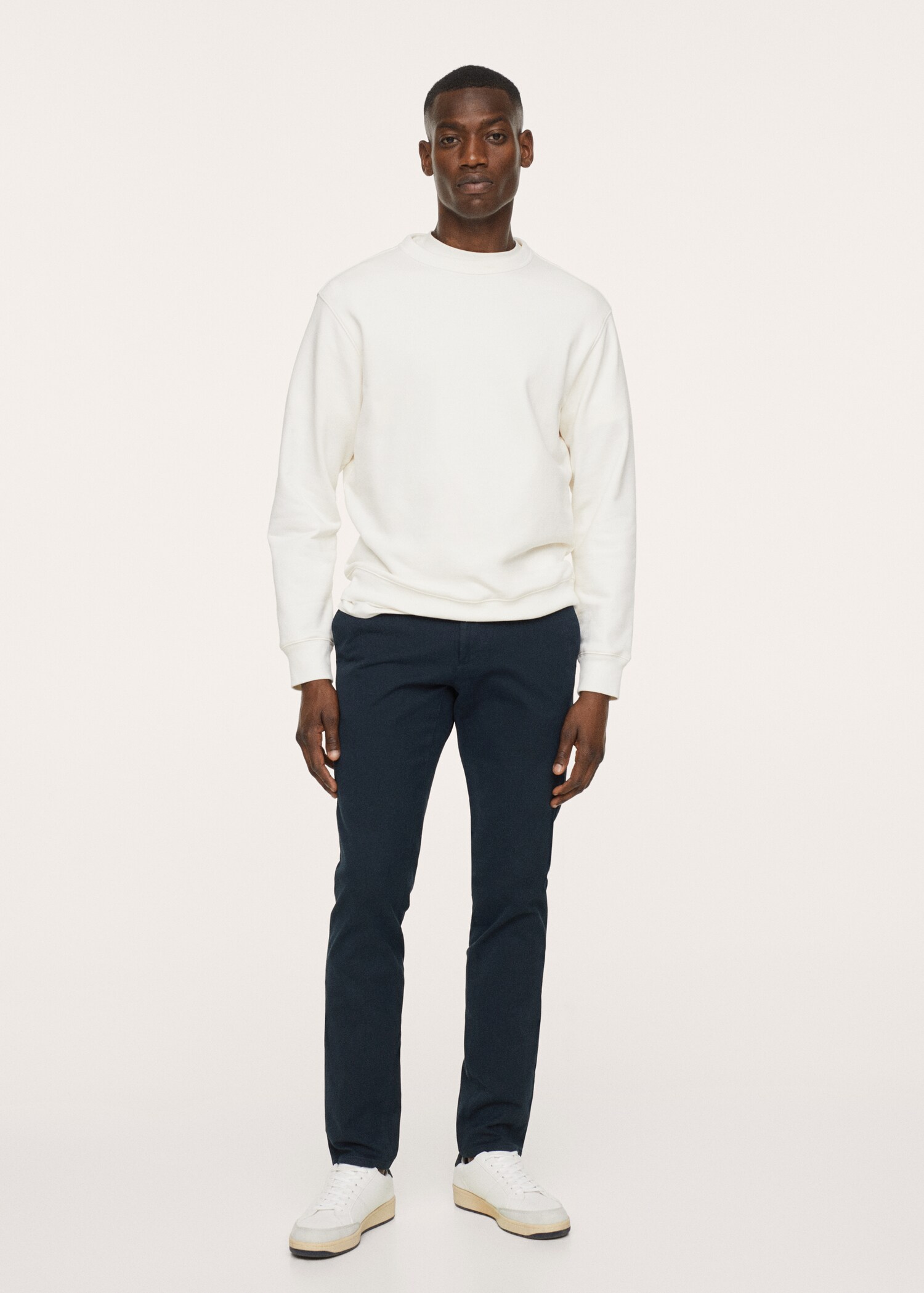 Pantalons xinesos slim fit sarja - Pla general