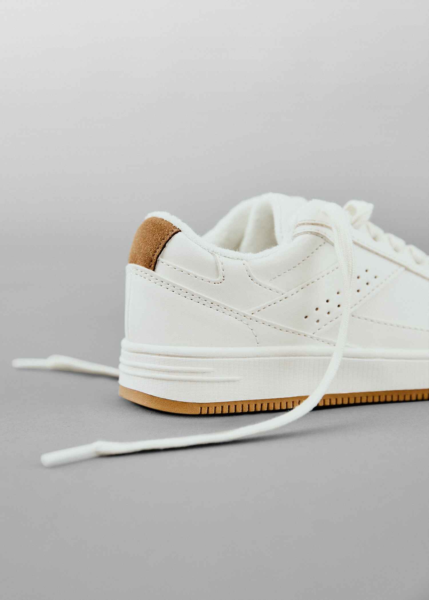 Vetersneakers - Overzichtstekening
