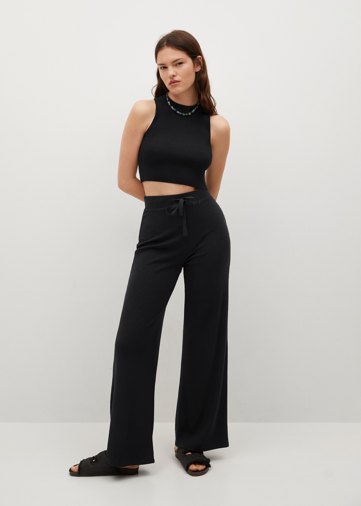 Ribbed knit trousers - General plane