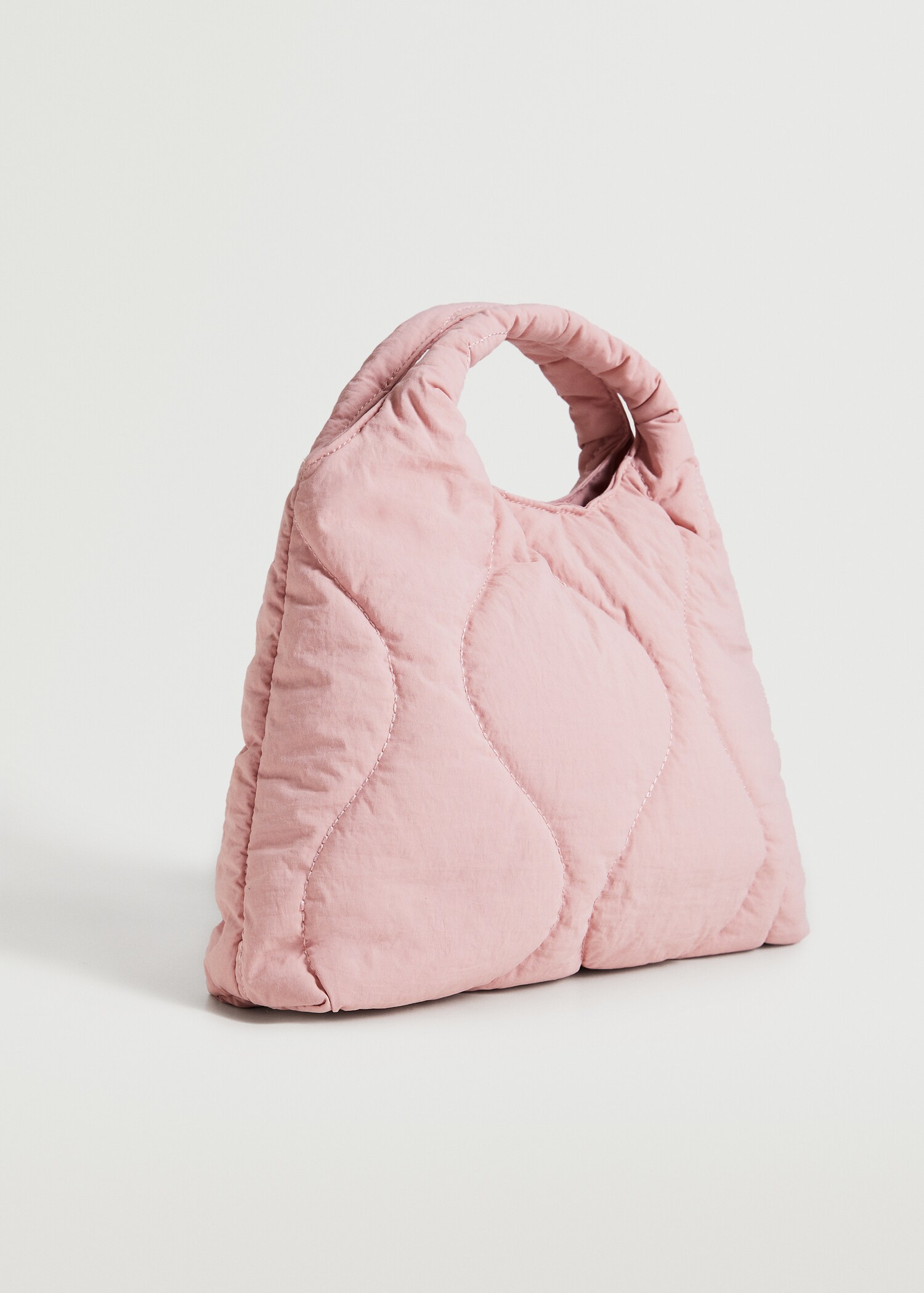 Bolso mano acolchado - Plano medio