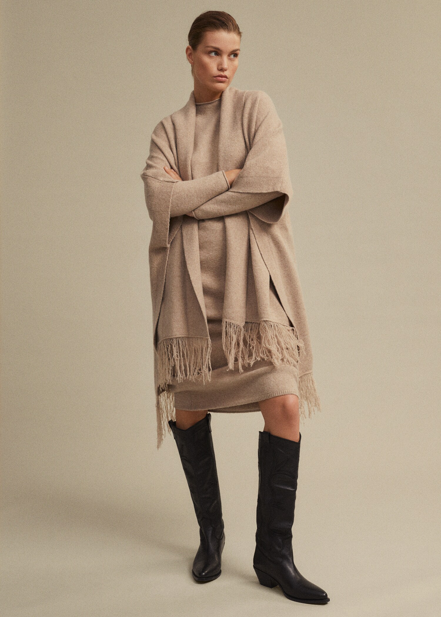 Fringe knit cape - Details of the article 6