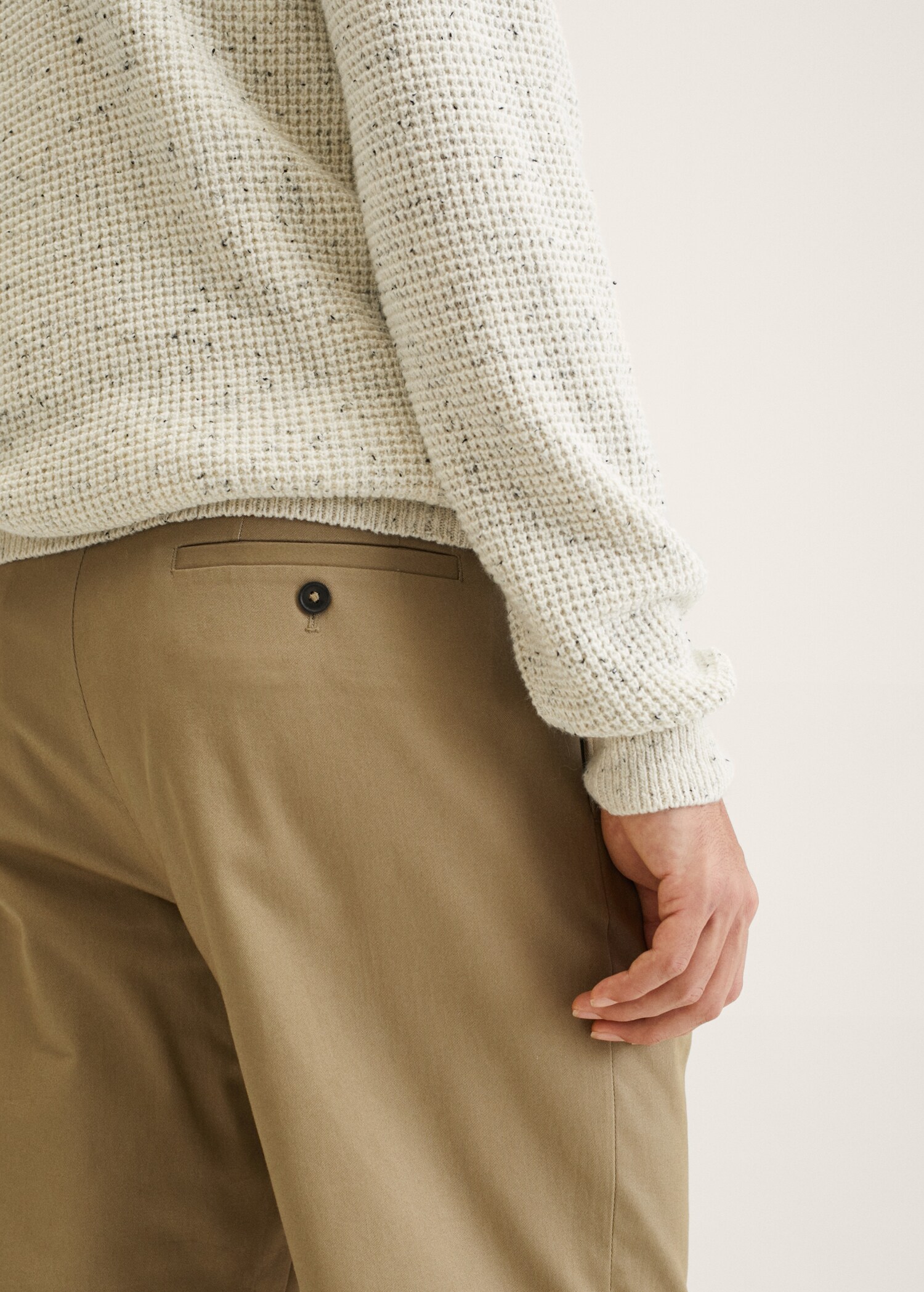 Kalhoty regular fit se záševky - Detail zboží 3