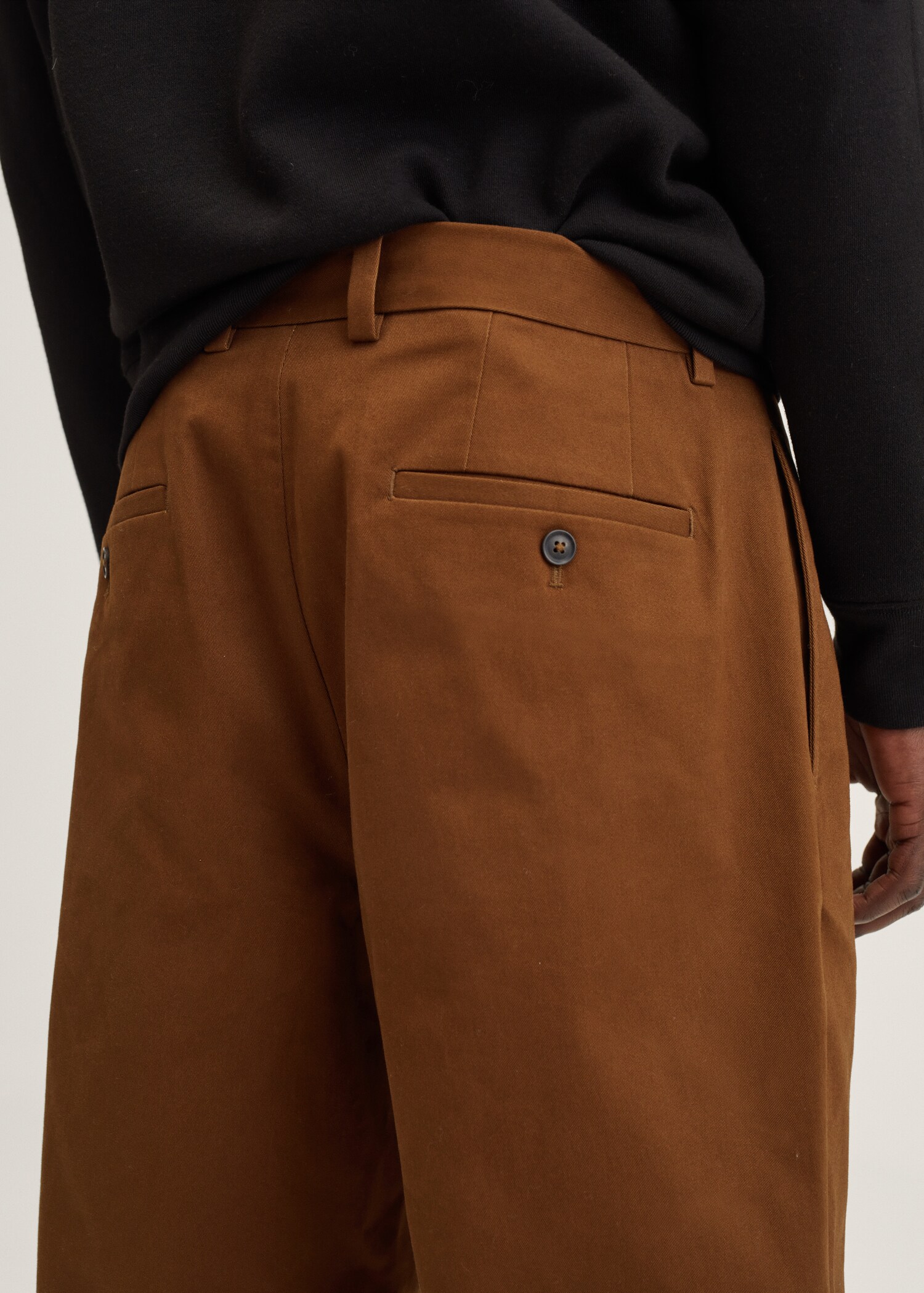 Kalhoty regular fit se záševky - Detail zboží 3