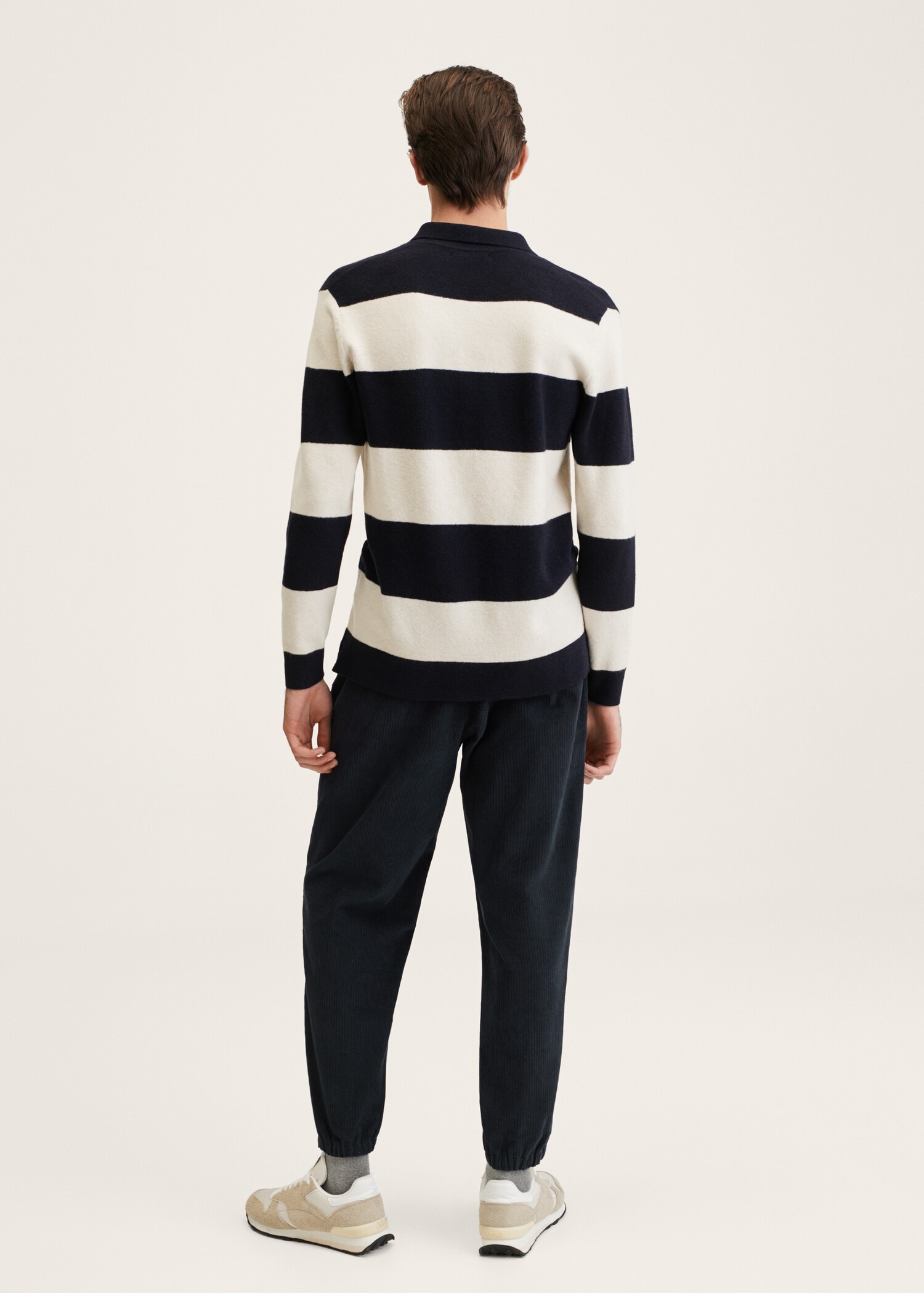 Pantalón jogger pana - Reverso del artículo
