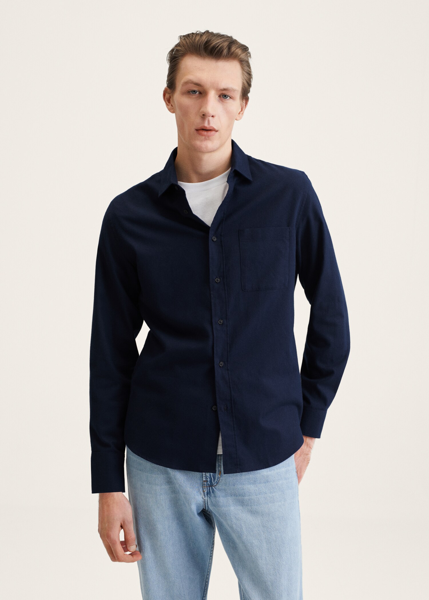 Bavlněná košile slim fit - Náhled ve středové rovině