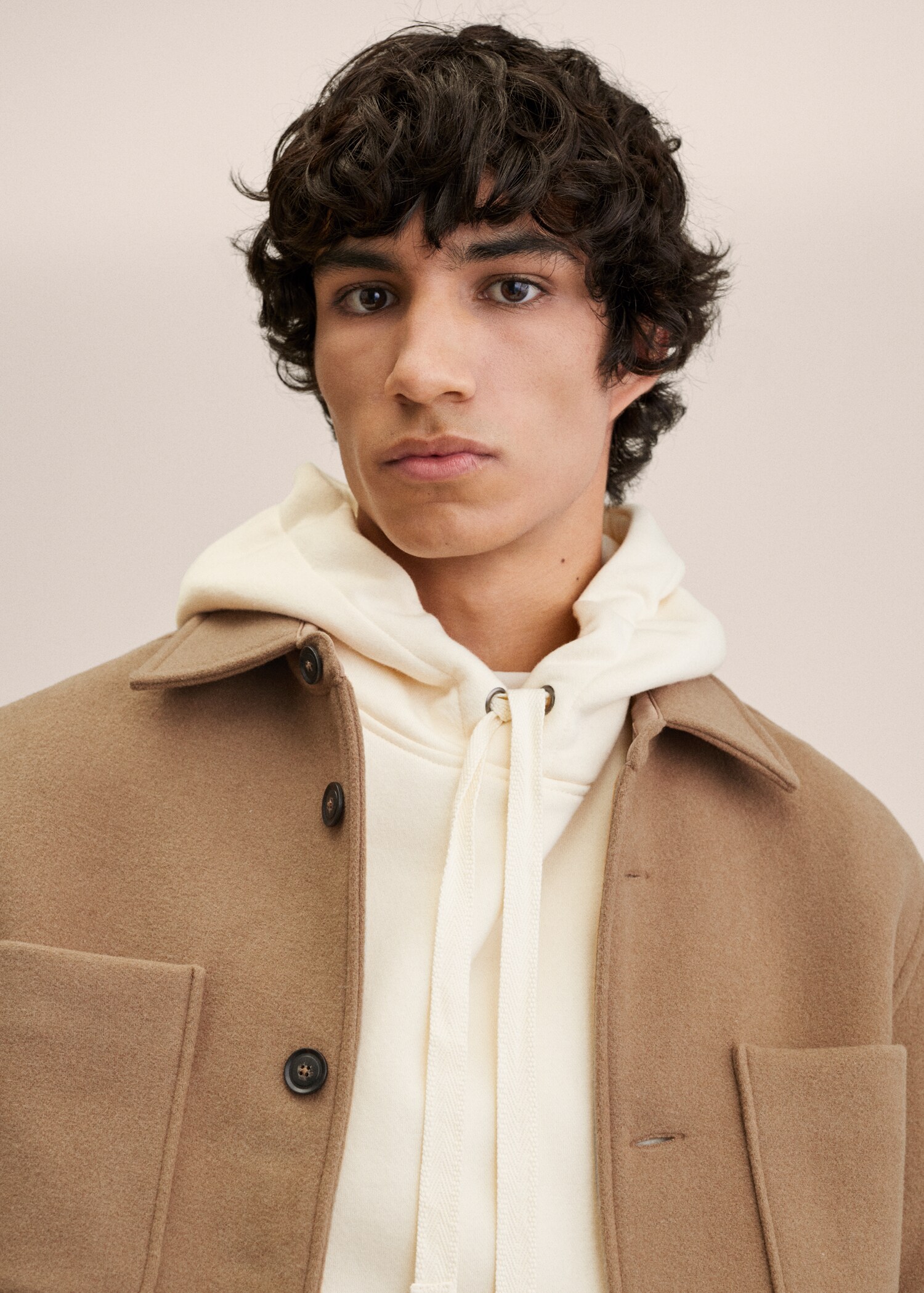 Wool overshirt with pockets - Details of the article 1