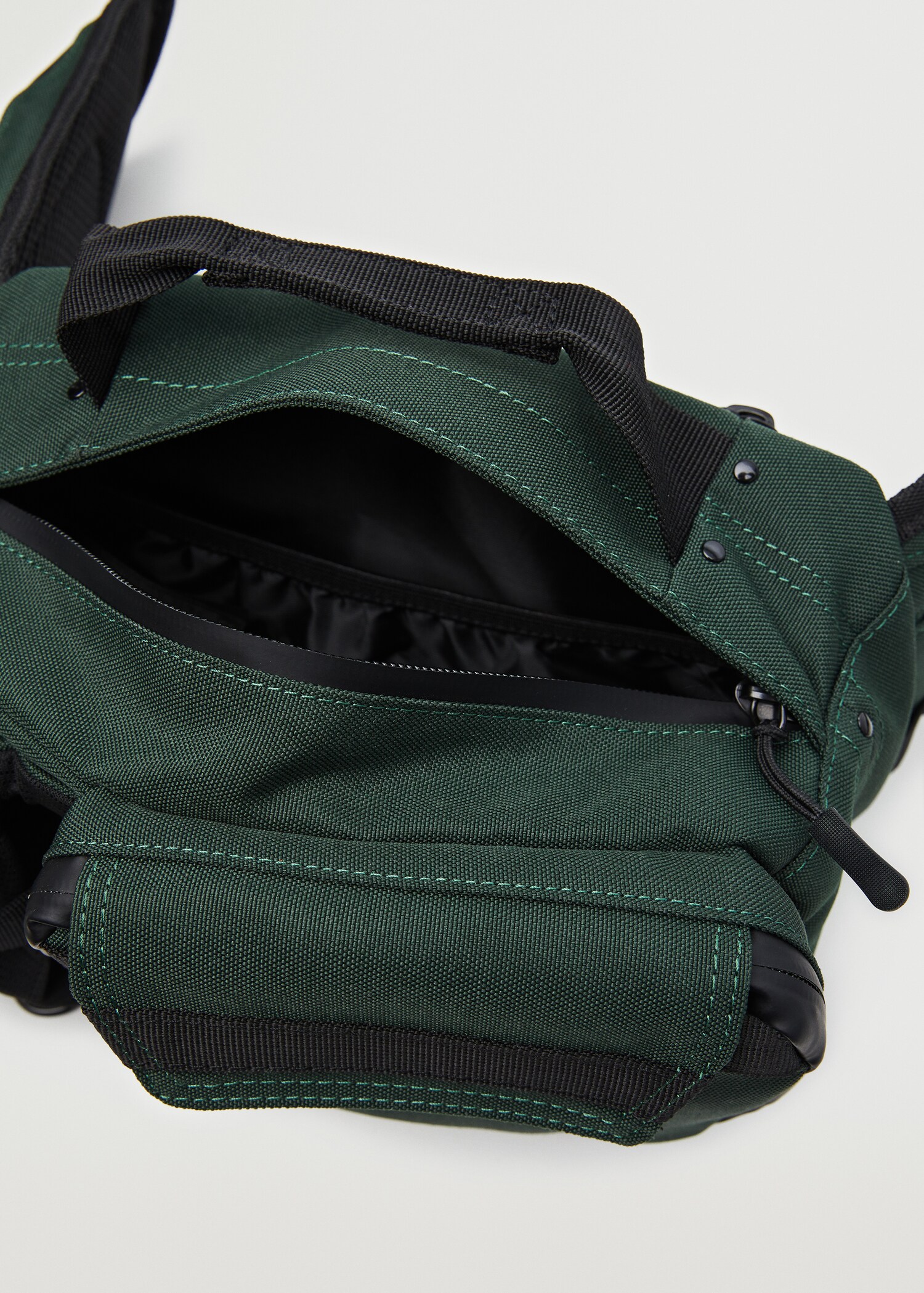 Multi-pocket money belt - Details of the article 3