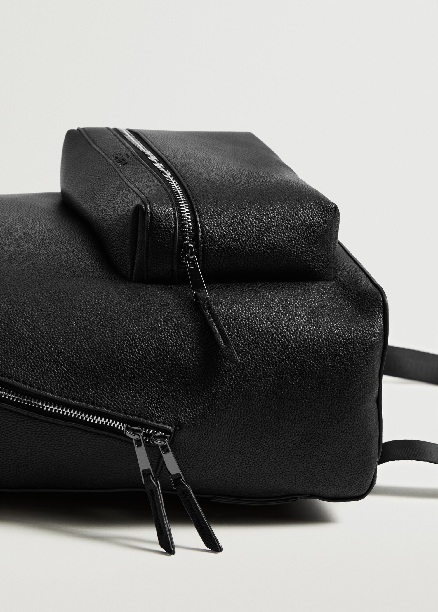 Mochila efecto piel - Plano medio