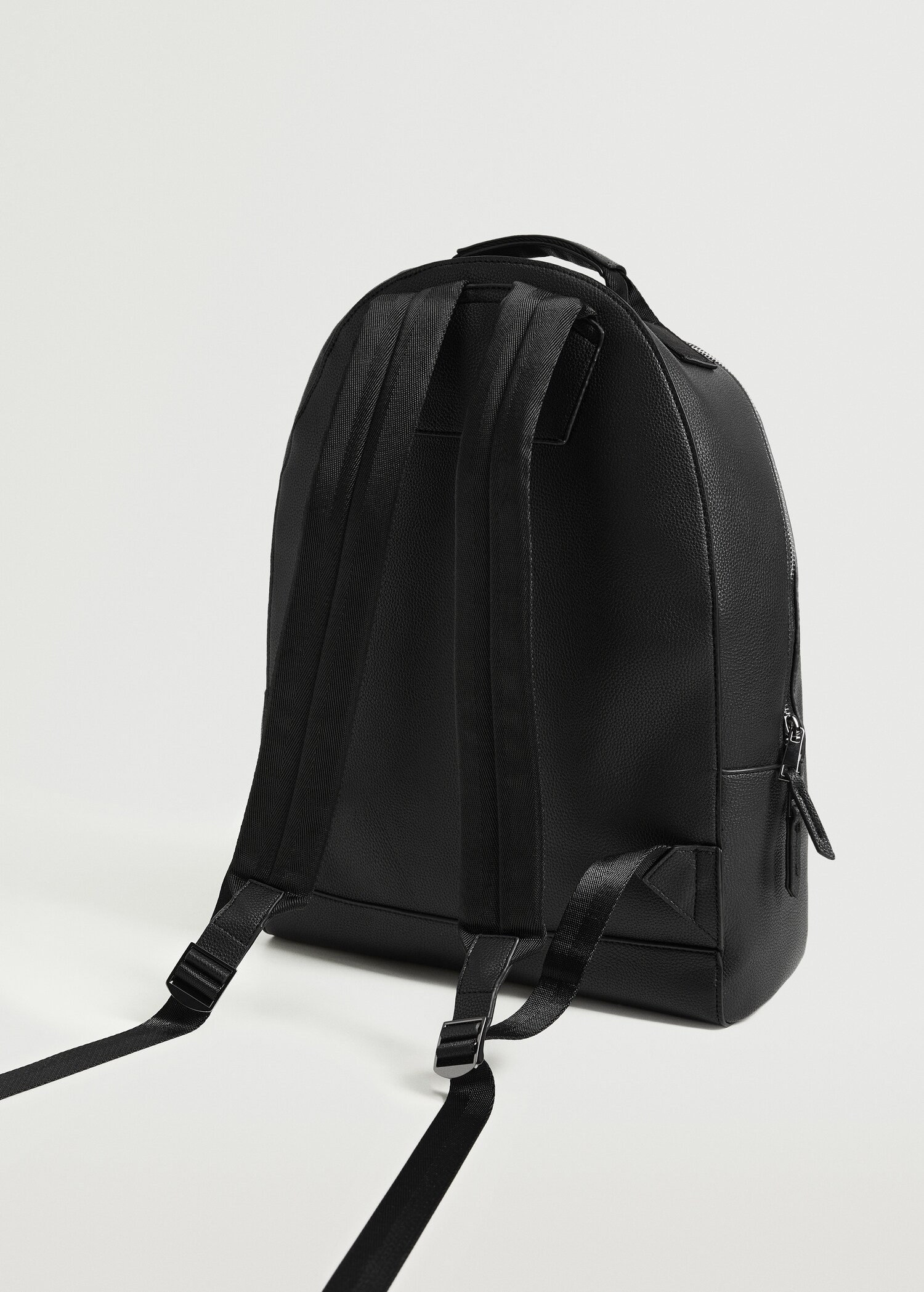 Mochila efecto piel - Detalle del artículo 4