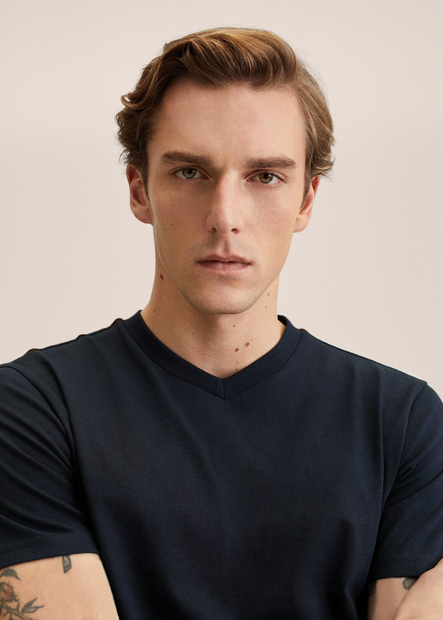 Sustainable cotton basic T-shirt - Details of the article 1