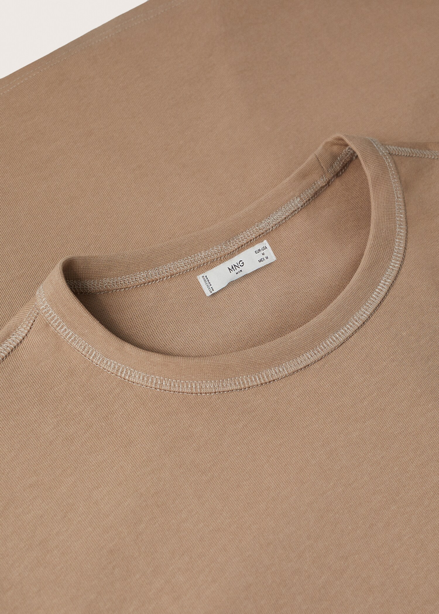 Relaxed fit cotton t-shirt - Details of the article 8