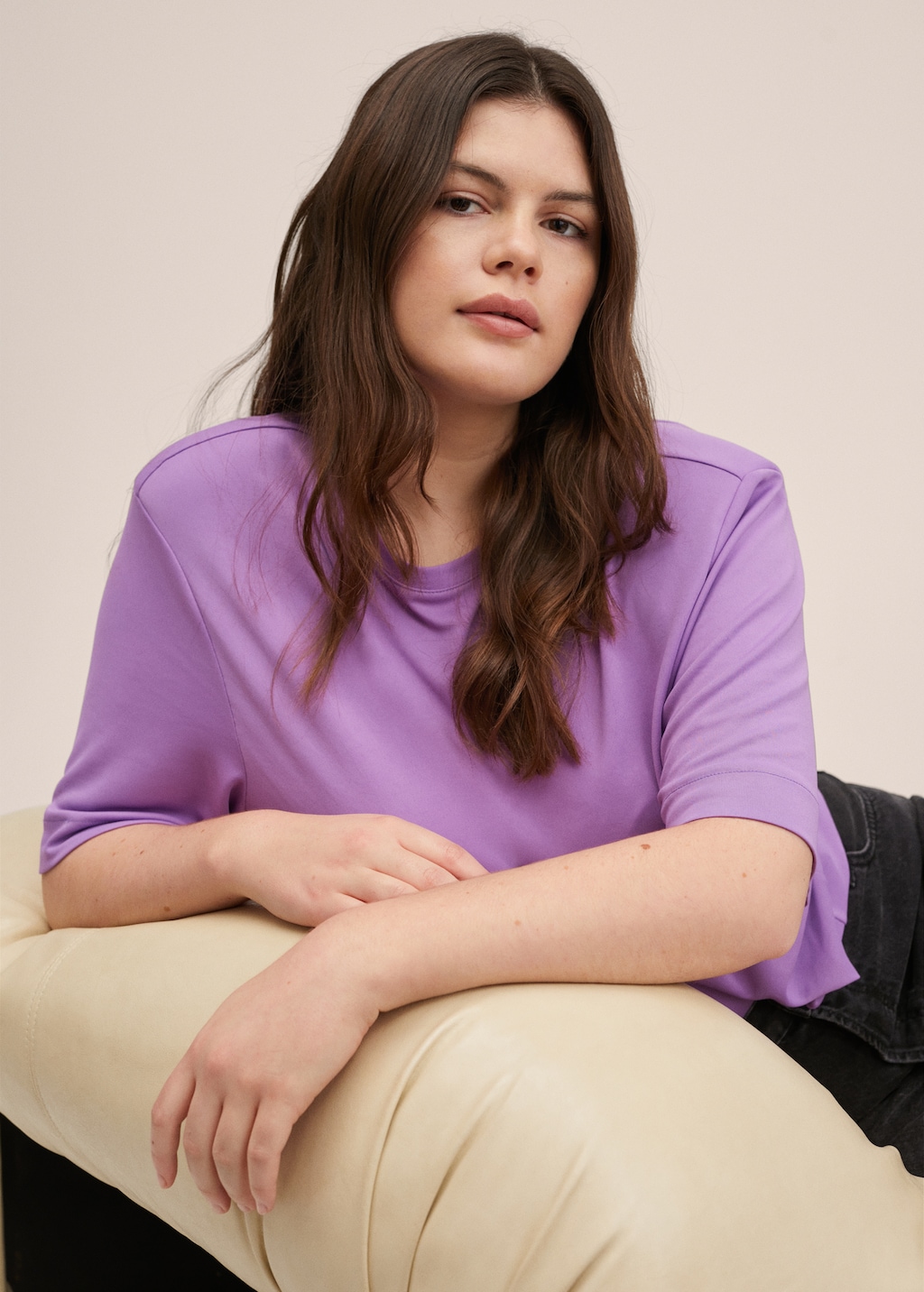 Camiseta mango hombreras hotsell