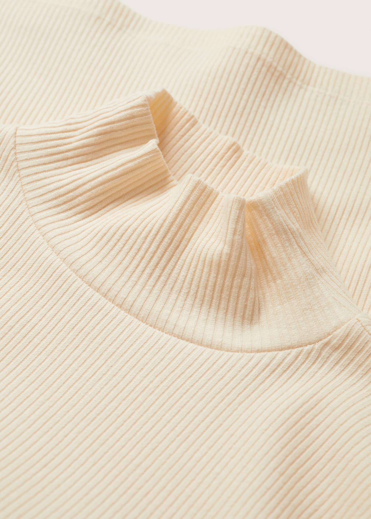 Corset detail T-shirt - Details of the article 8