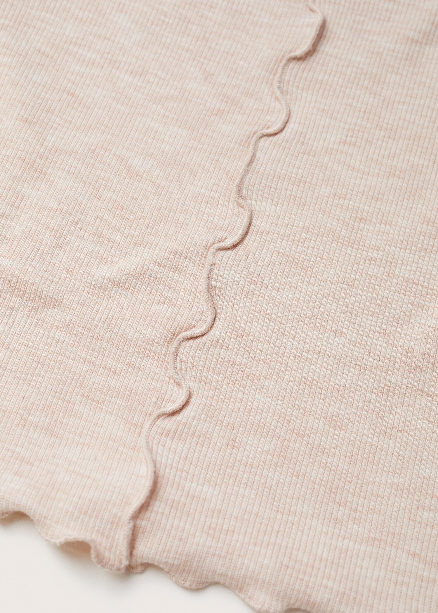 Langärmliges T-Shirt mit Rippstruktur - Detail des Artikels 8