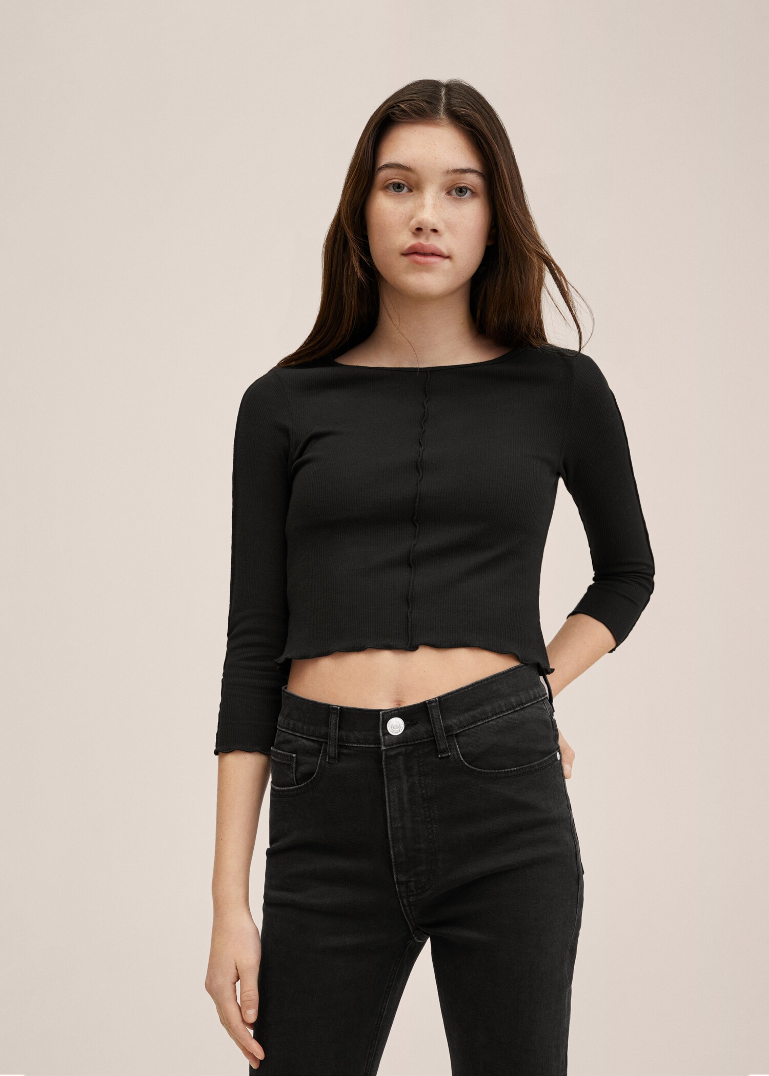 Langärmliges T-Shirt mit Rippstruktur - Mittlere Ansicht