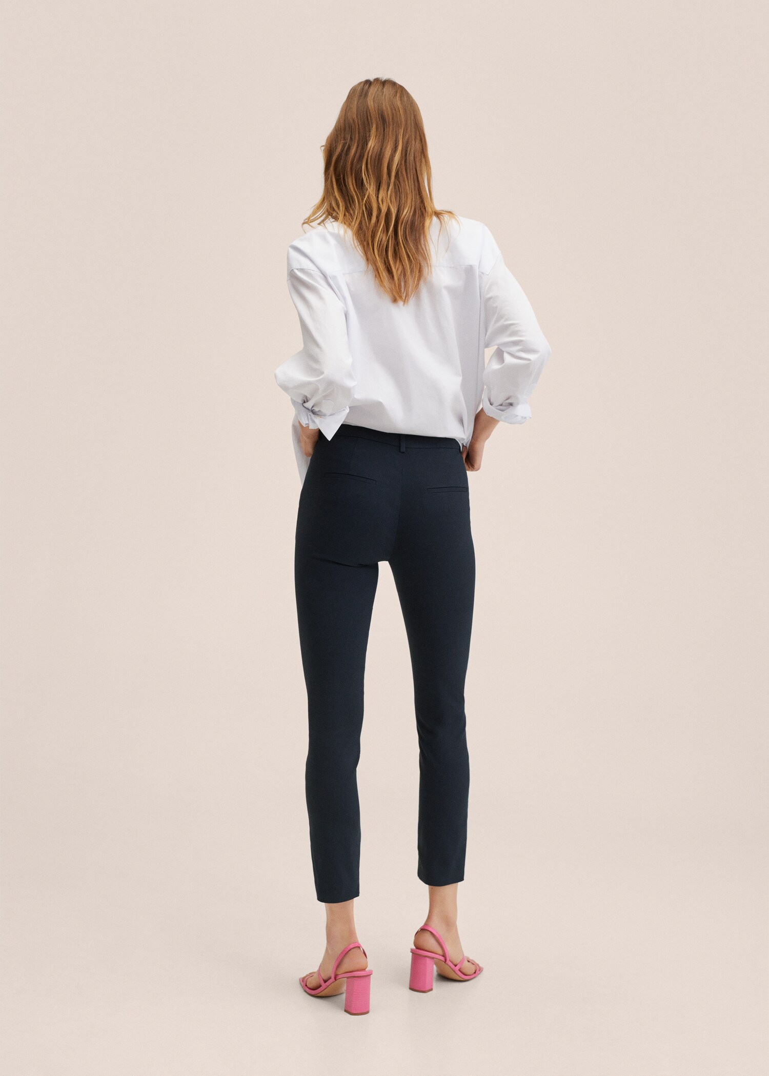 Kratší kalhoty střihu skinny - Zadní strana zboží