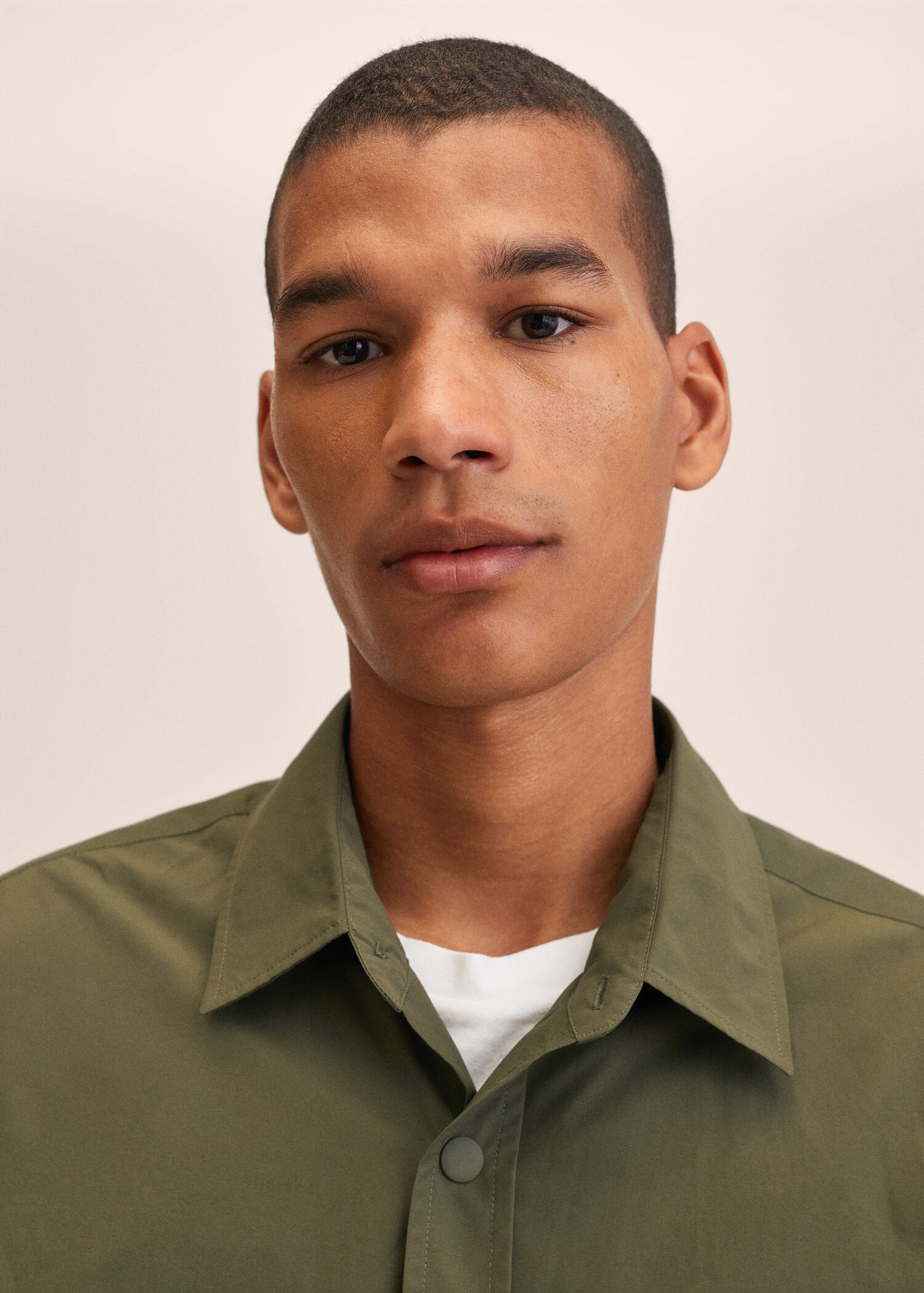 Chest-pocket cotton shirt - Details of the article 1